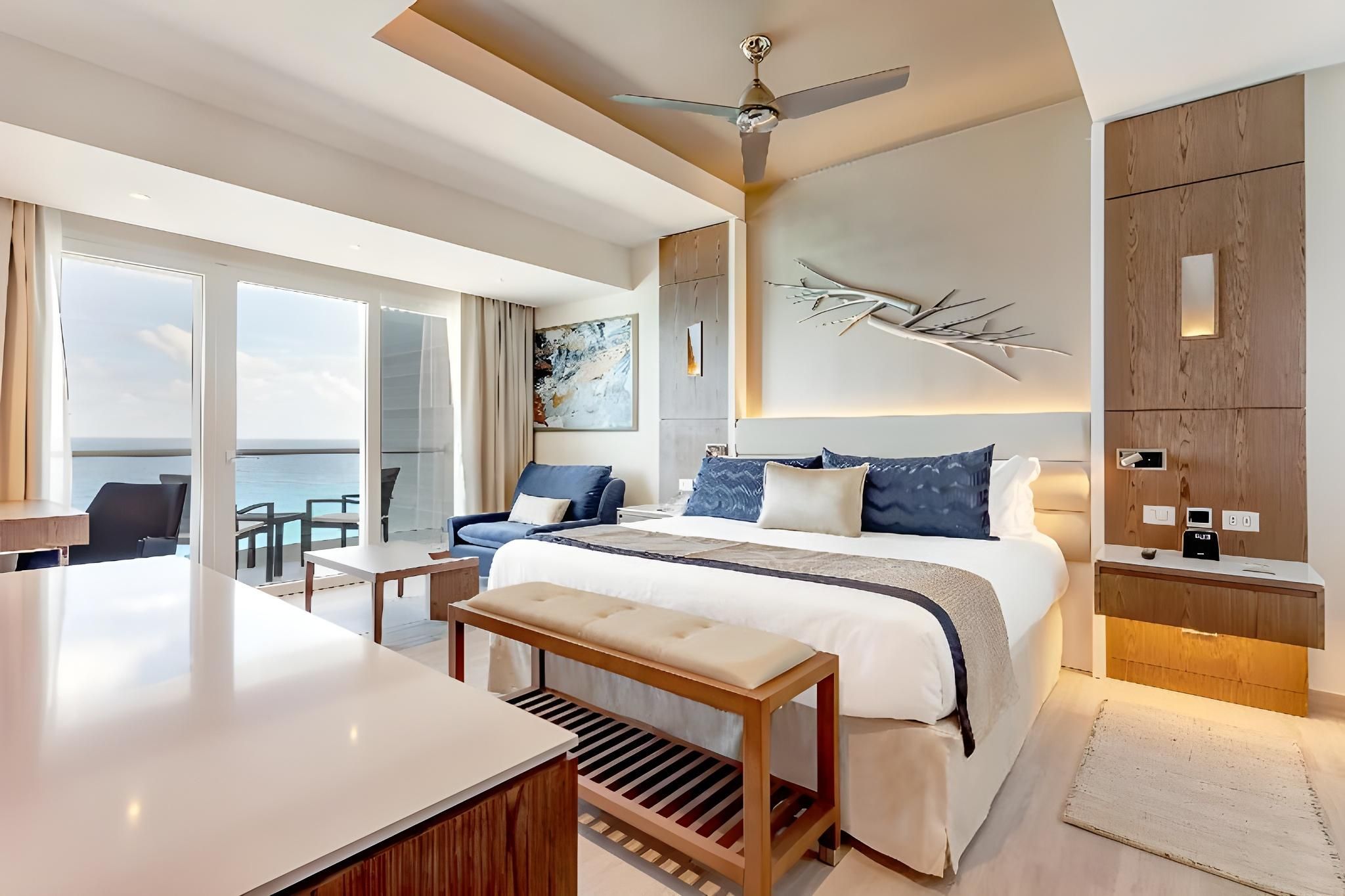 Luxury Junior Suite Ocean Front