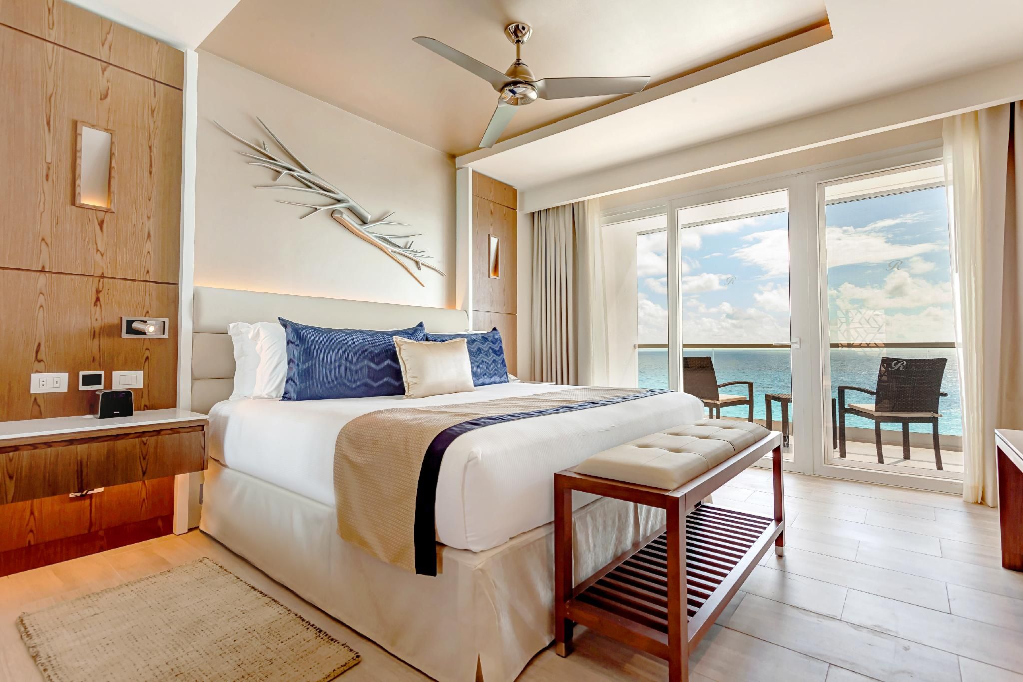 Luxury Suite Ocean Front