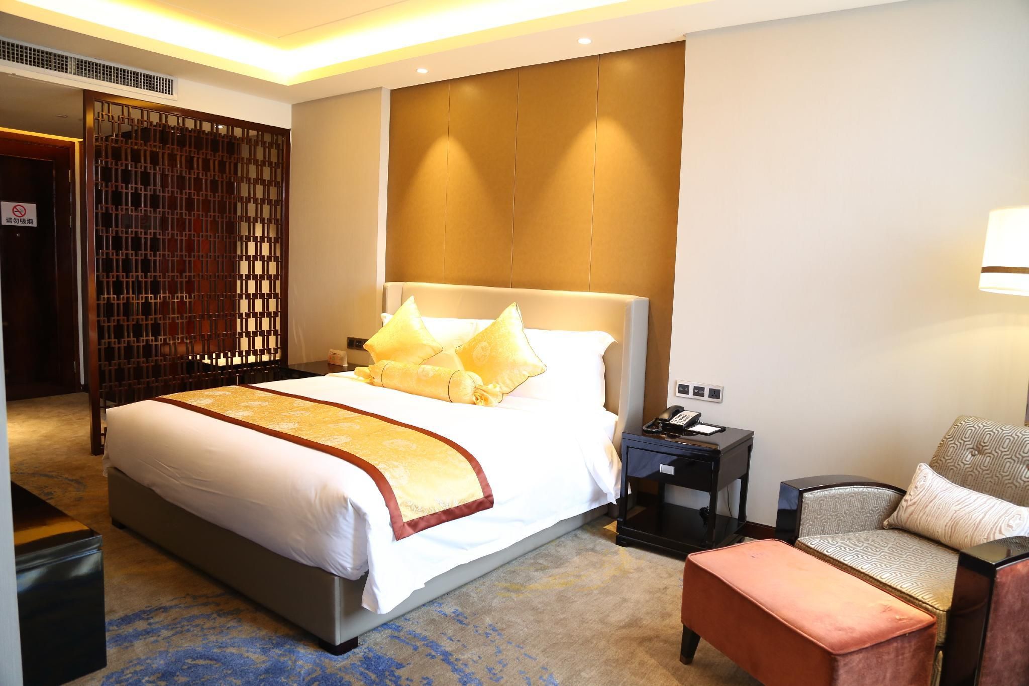 Executive King Room