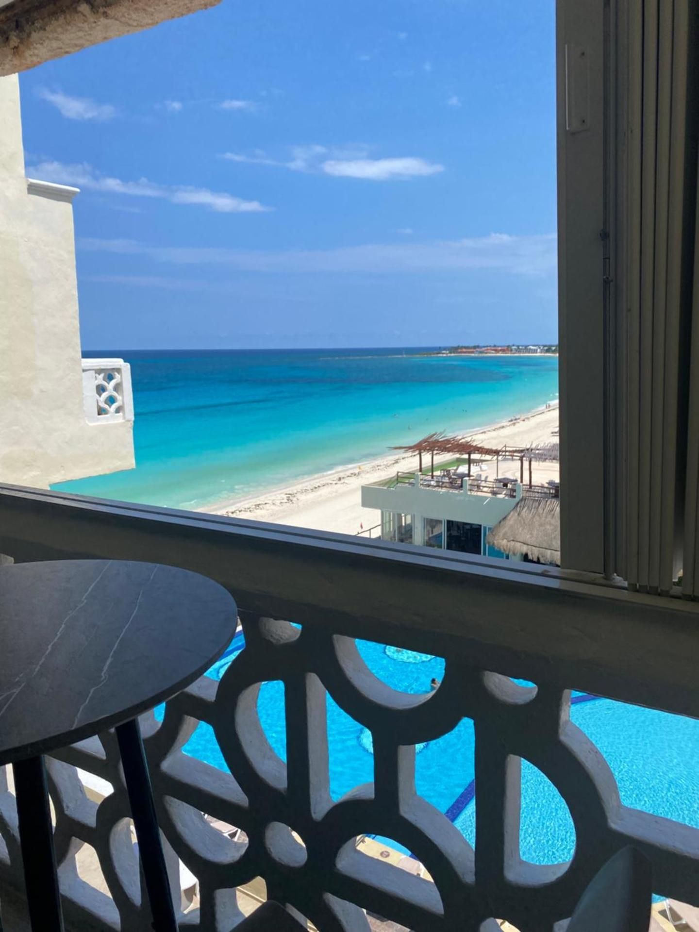 Cancun Plaza Condo Mexico Studio Apartment with Sea View 2