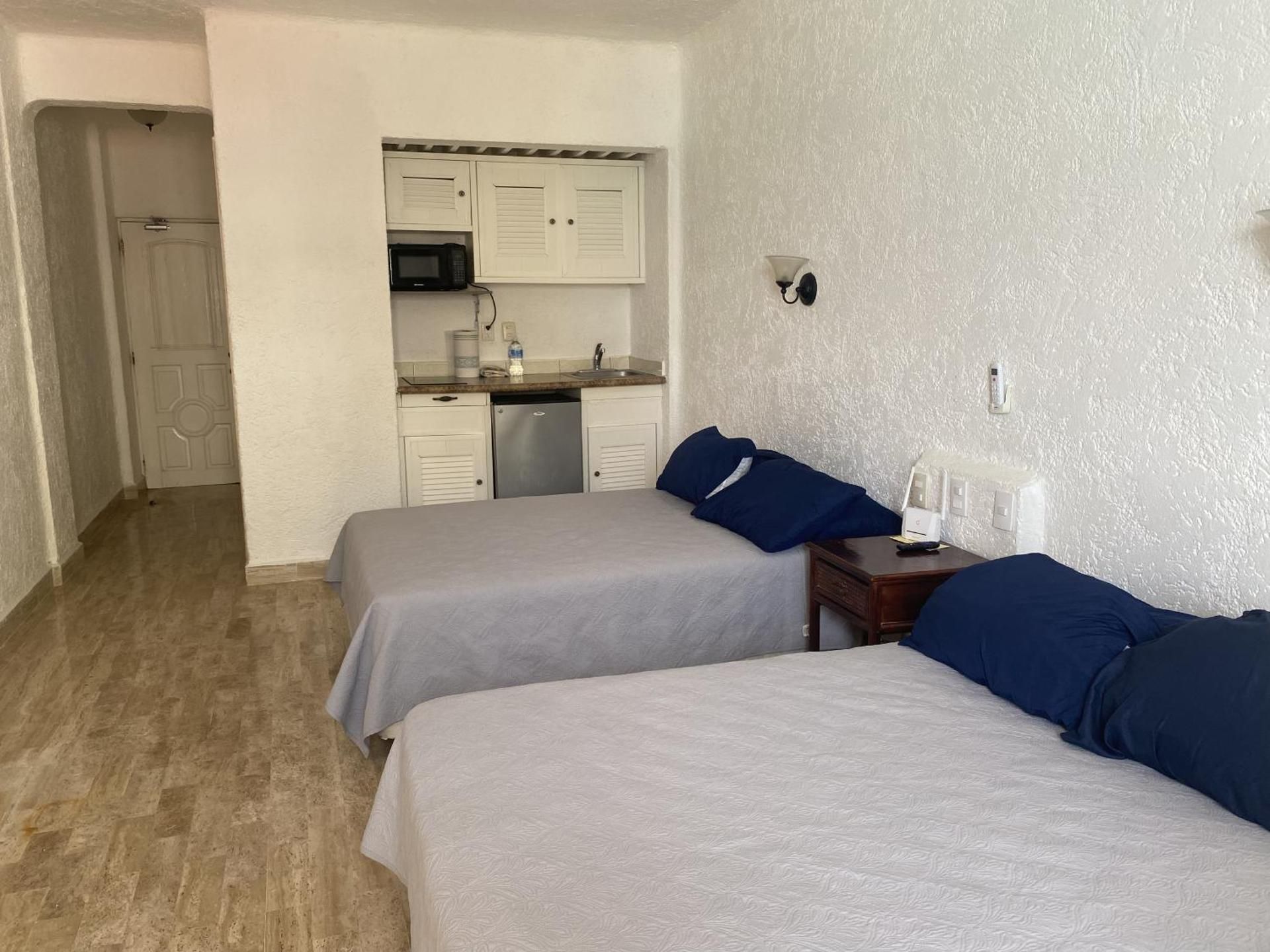 Cancun Plaza Condo Mexico Studio with ocean view