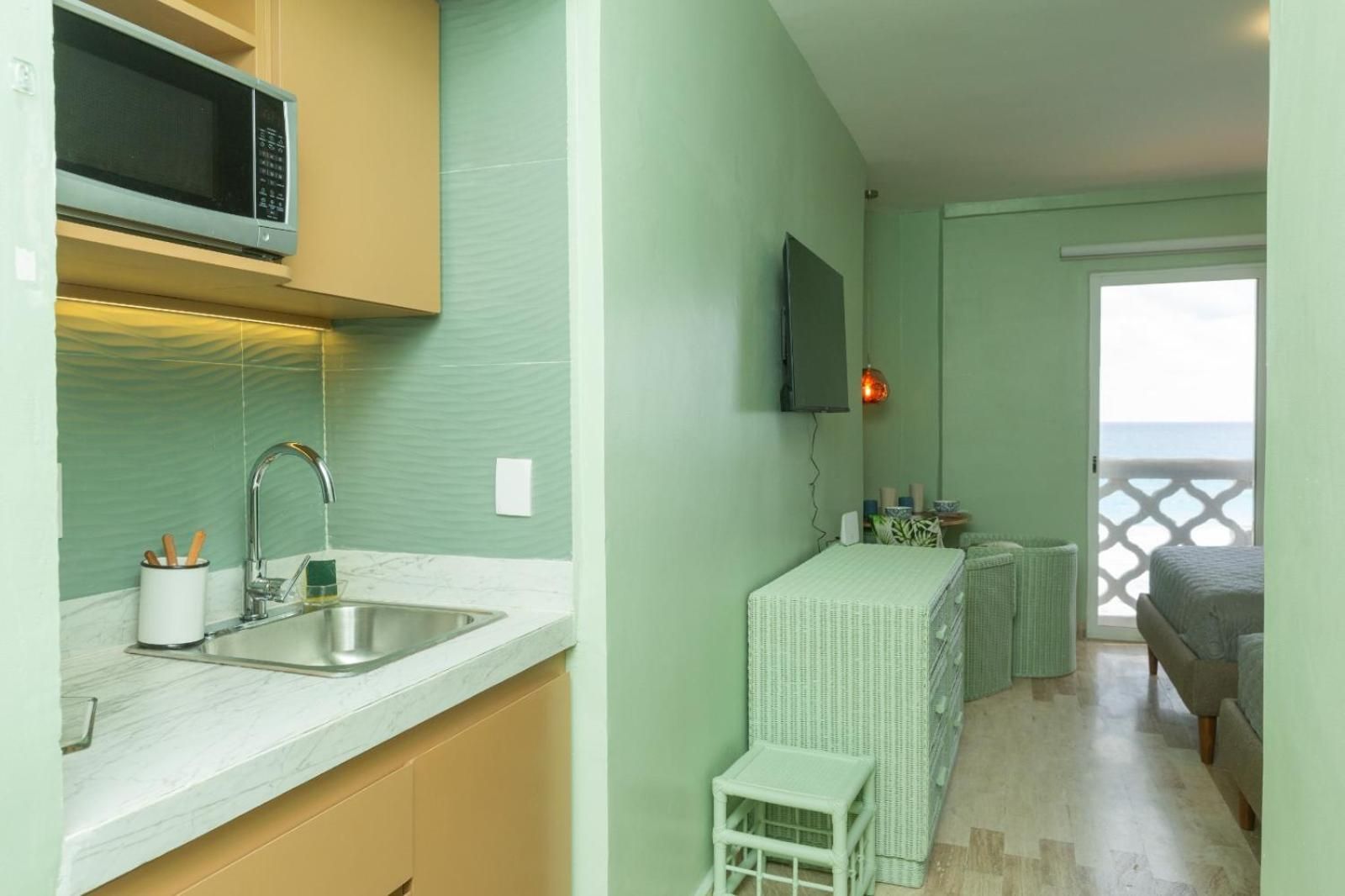 Deluxe Double Studio