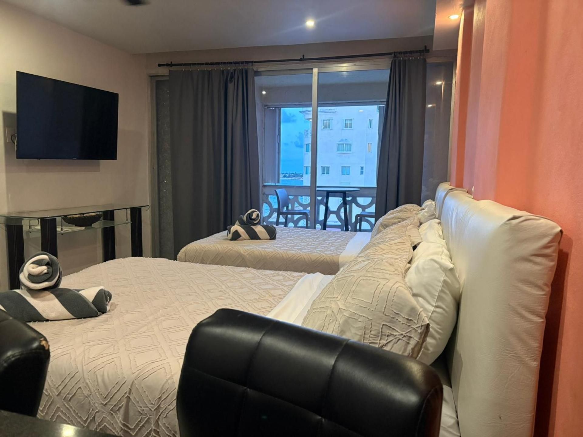 Cancun Plaza Condo Mexico Studio Apartment with Sea View