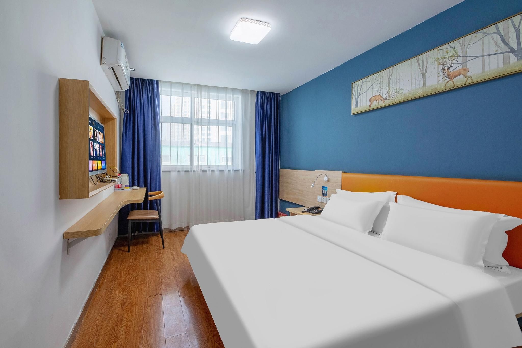 WH - Traditional Bed Room