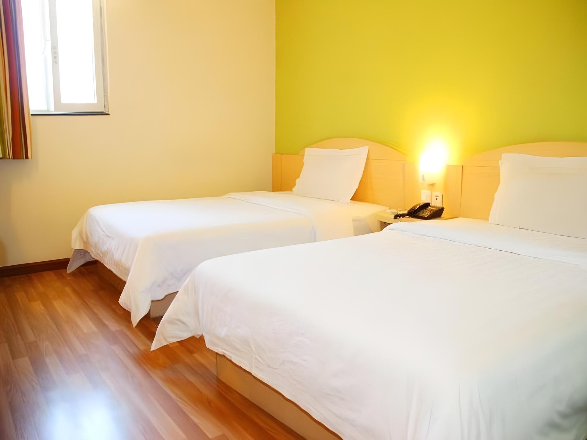 Corporate Twin, Guest room, 2 Twin/Single Bed(s), City view