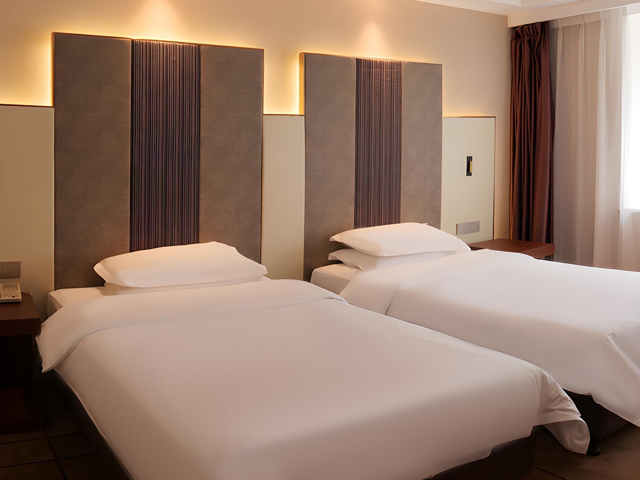 WH - Duhui Twin Room