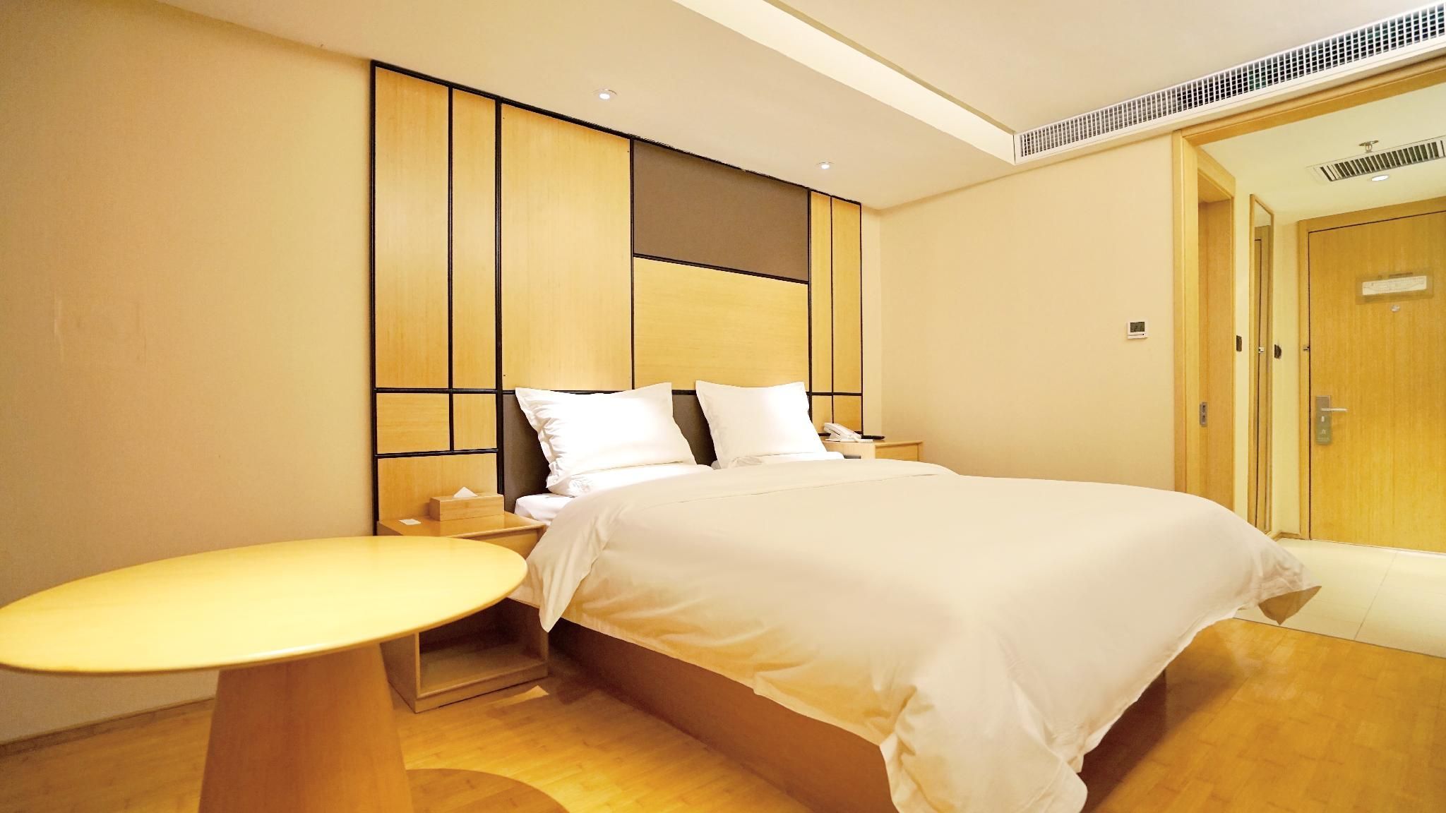 Huazhu - Superior BedRoom