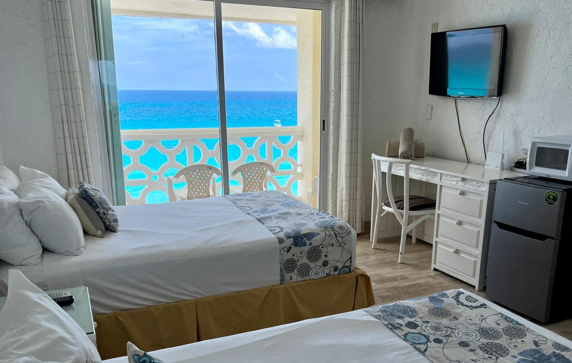 Quadruple Room with Sea View