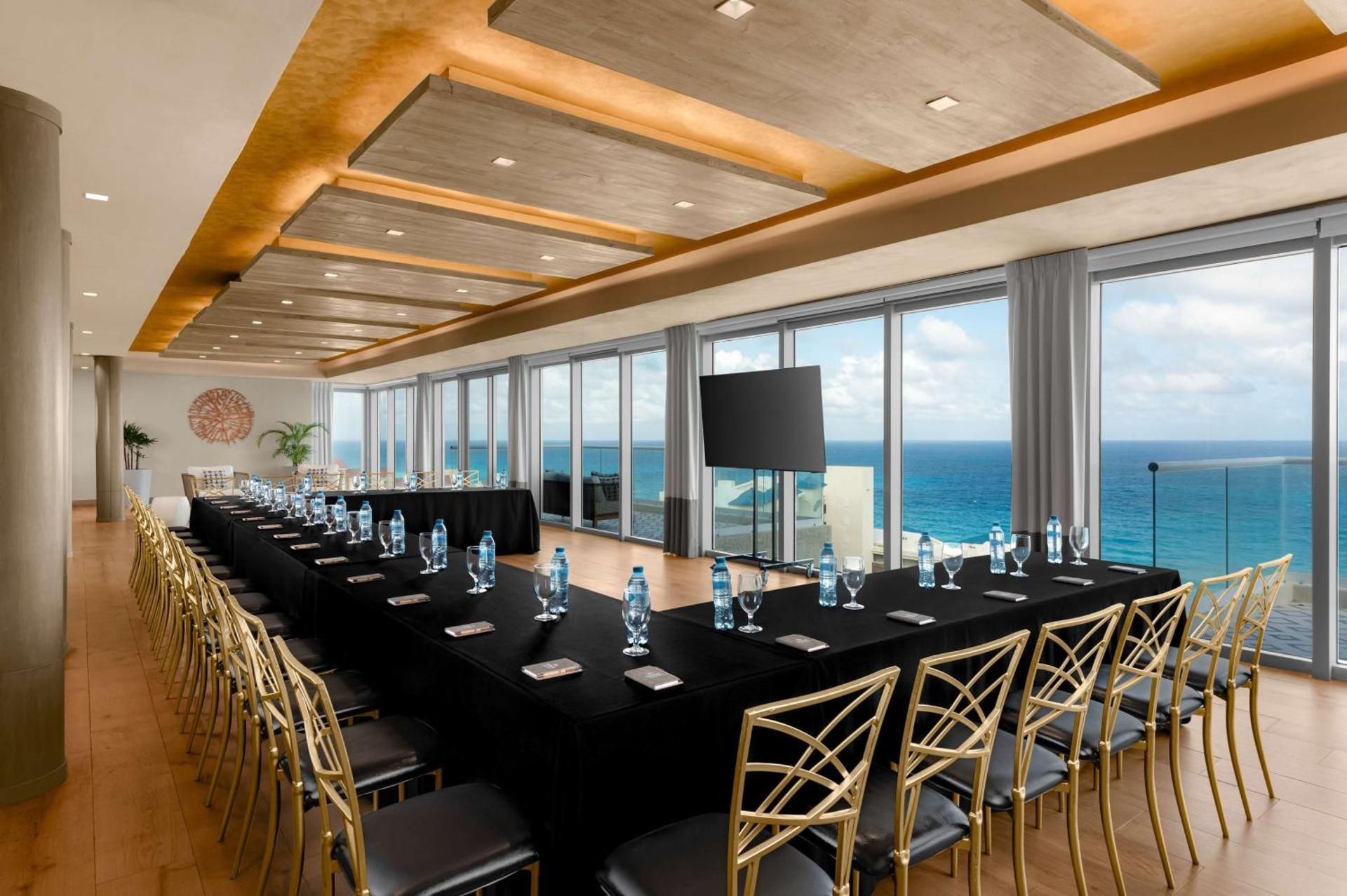 meeting room / ballrooms