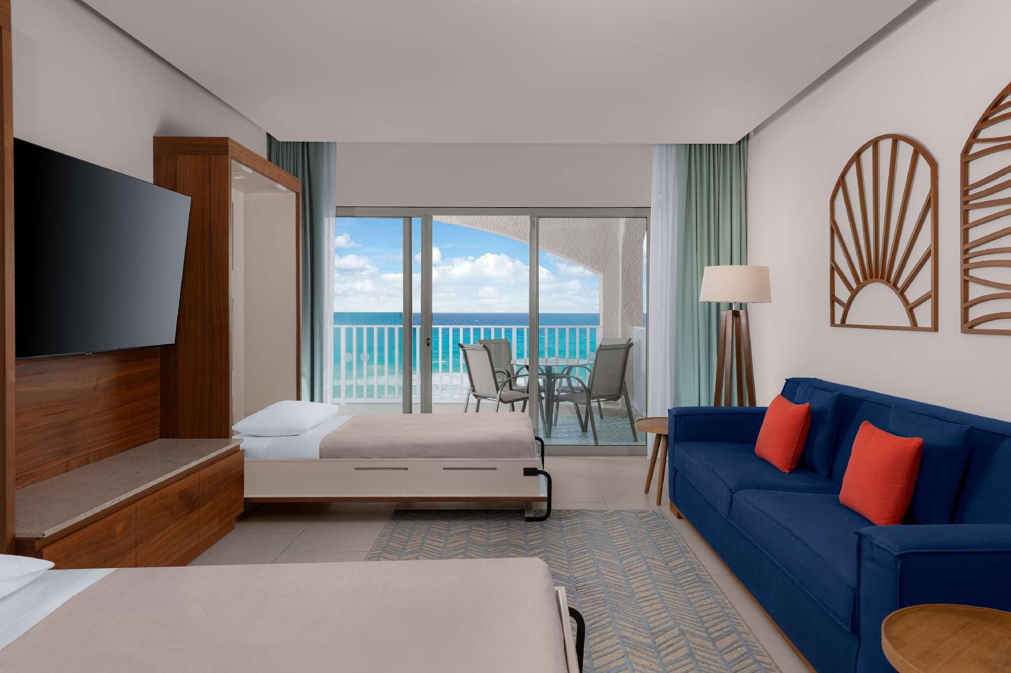 ENCLAVE BEACHFRONT SUITE - 1 KG 2 MURPHY BDS
