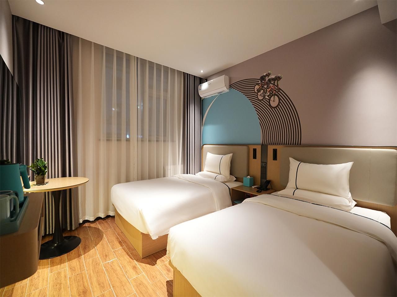 Dossen - Speical Offer Twin Room