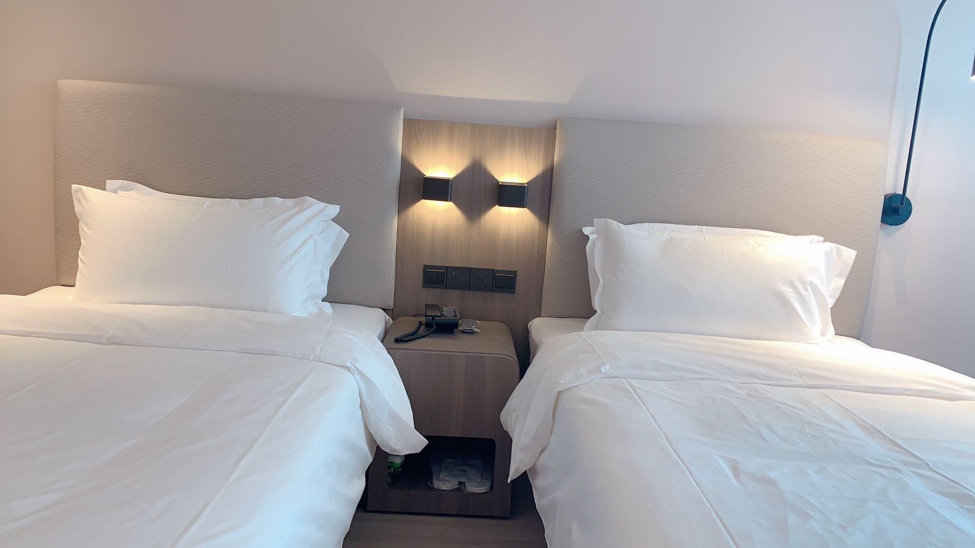 Huazhu - Twin Room