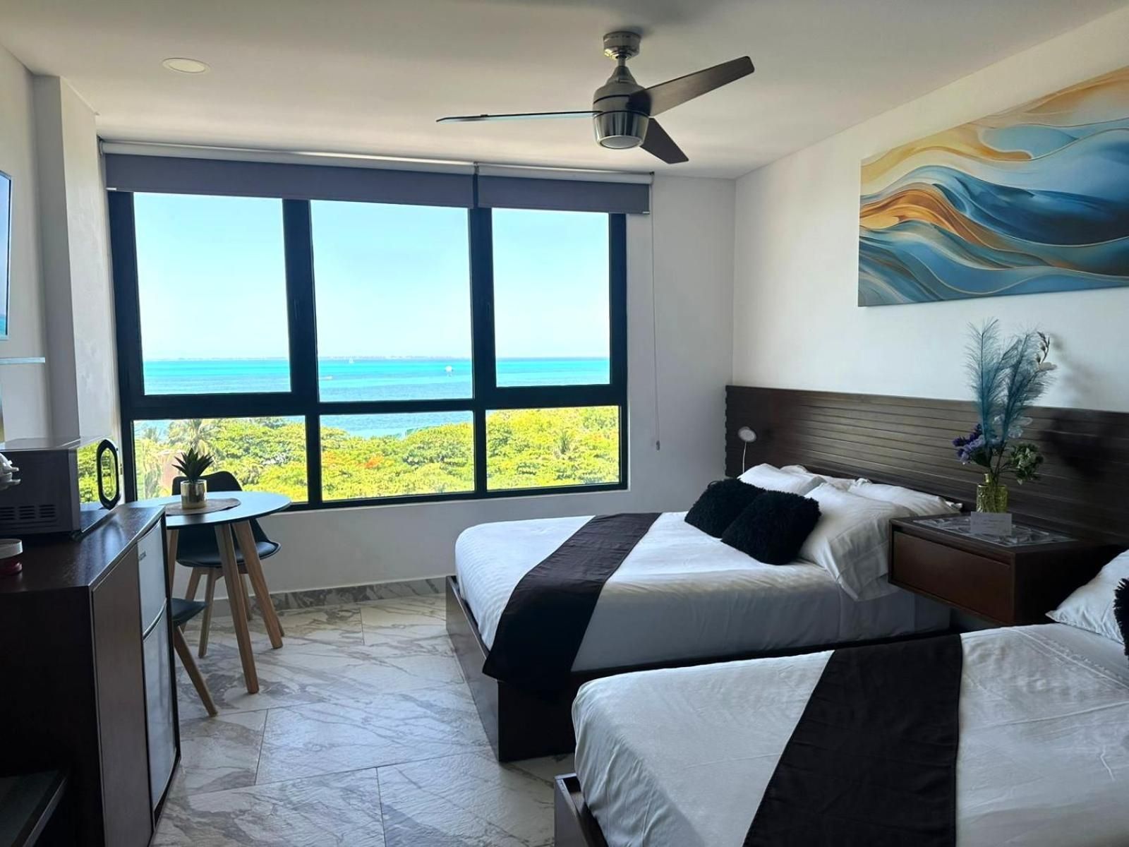 Deluxe Triple Room with Sea View