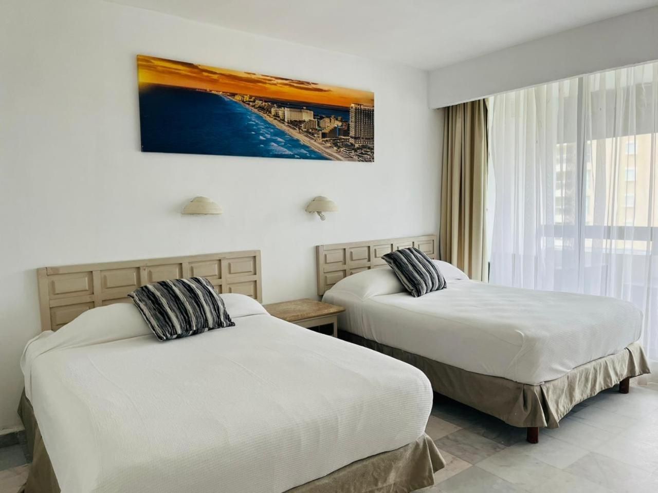 Junior Suite with Balcony
