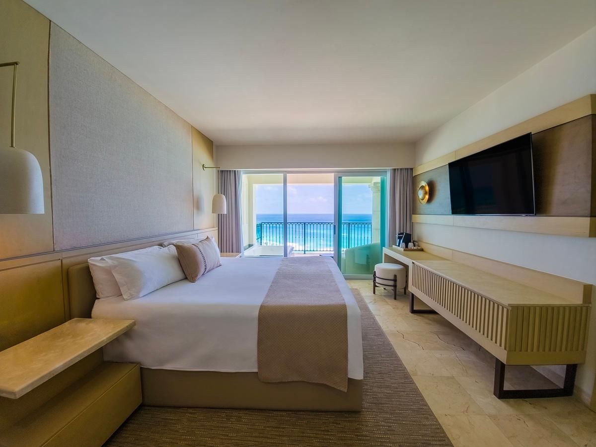 Master Ocean View Suite for 3 Adults