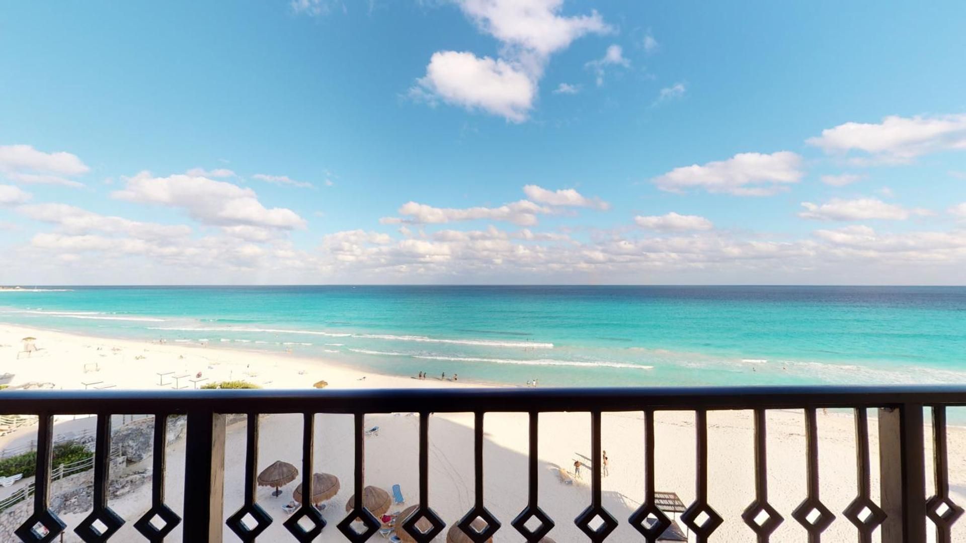 Premier Ocean Front Room