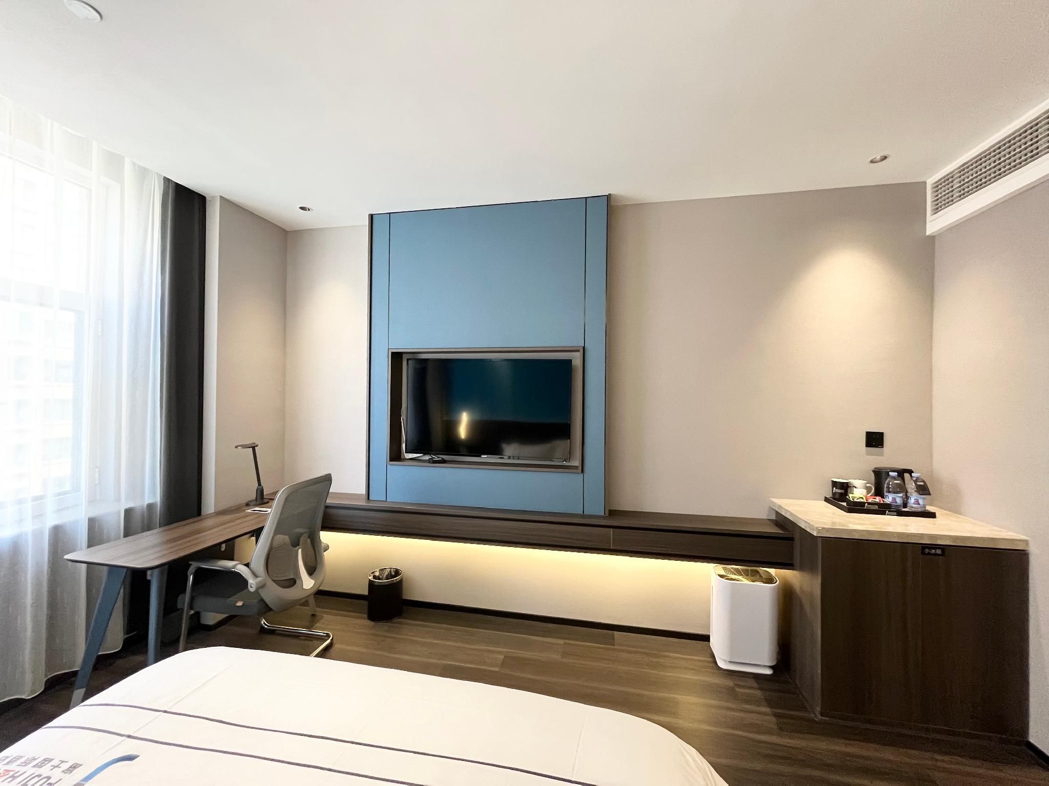 Rezen - Business Digital Intelligence 1 Bed Room