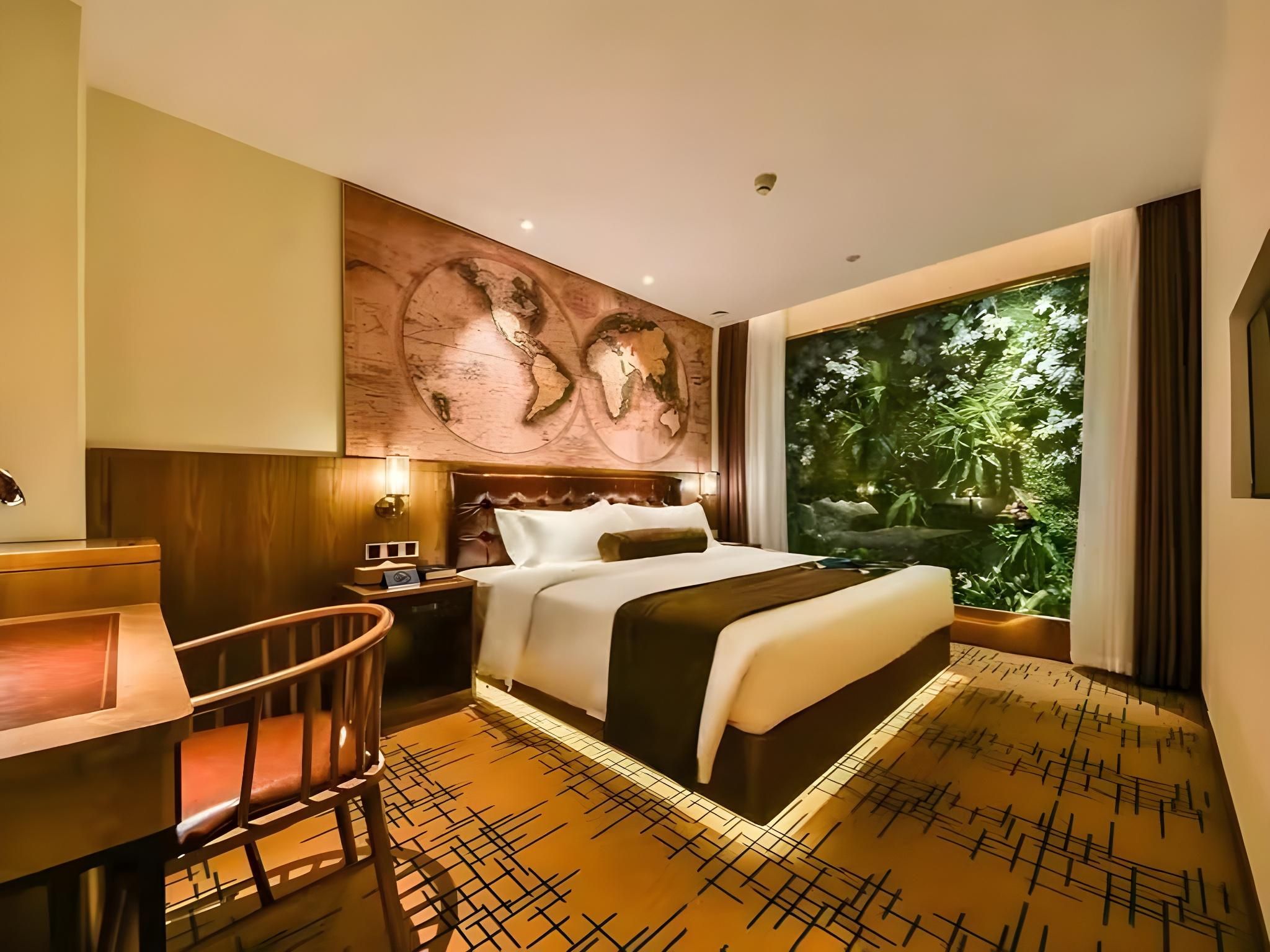 James Joyce - Chunxiang Bed Room