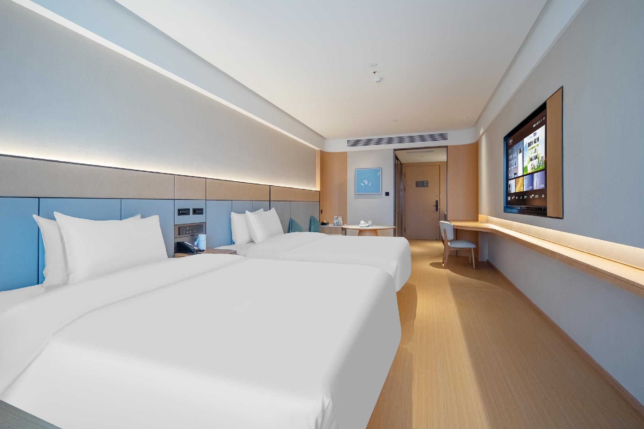 Huazhu - Deluxe Twin Room