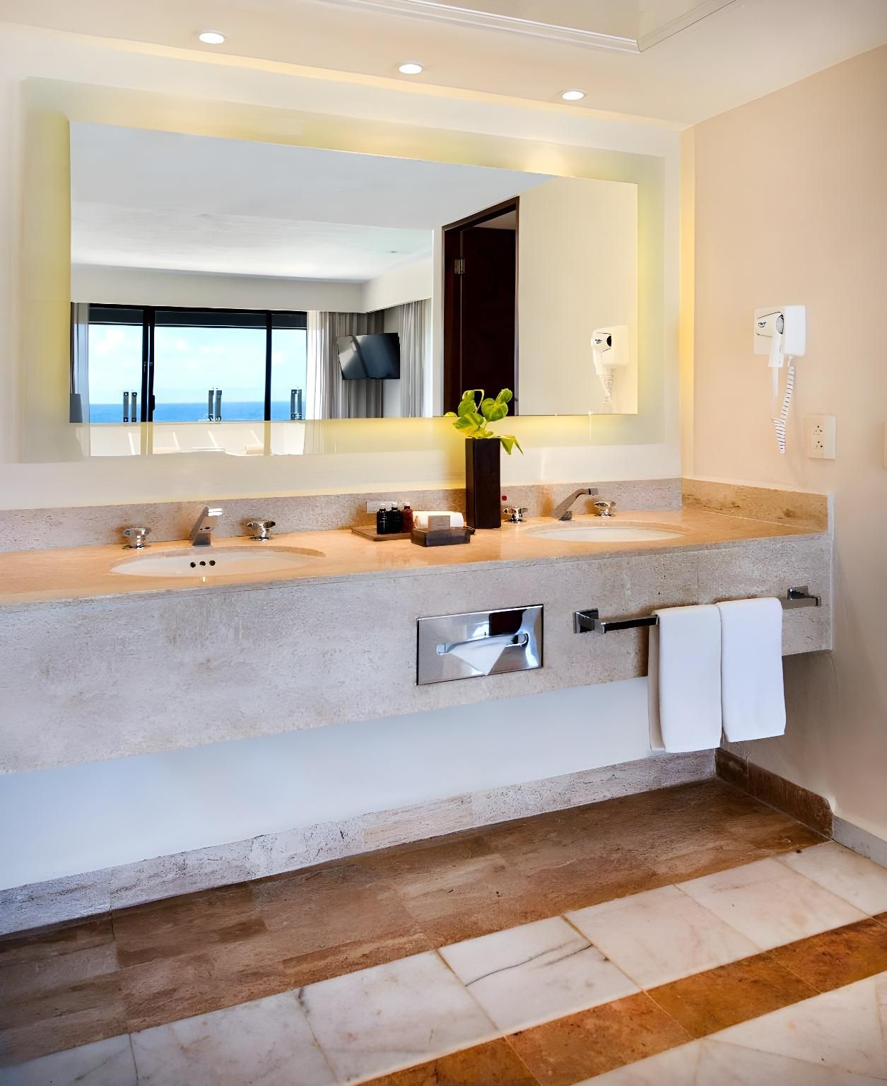 Family Suite with Terrace