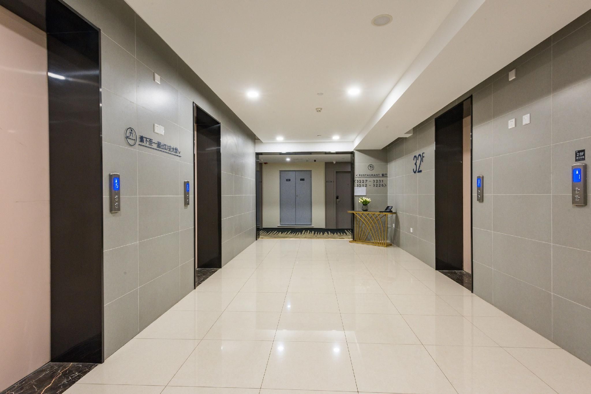 248326f21d81ec44be613faf68a2e41e