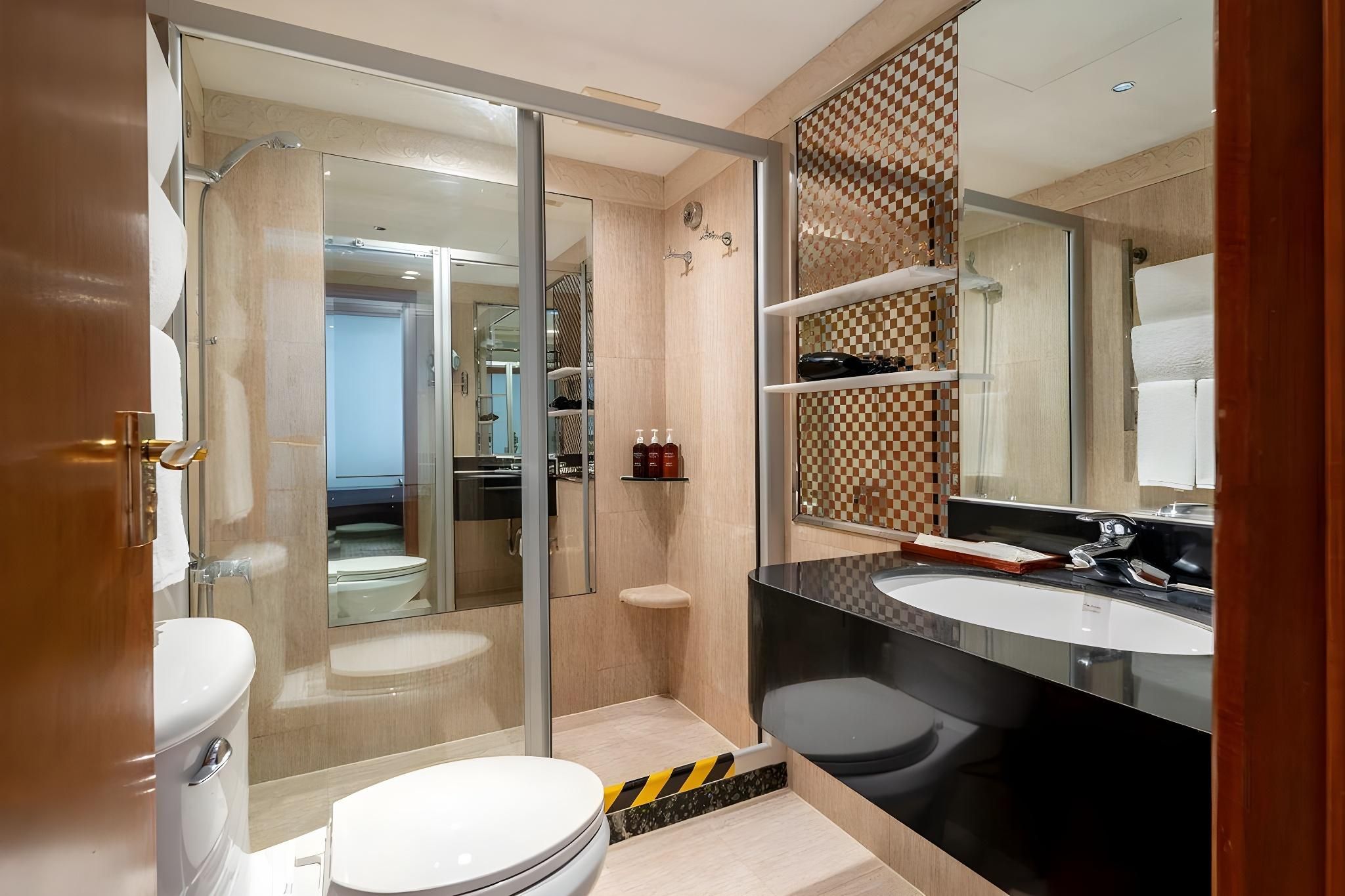 Premium Comfort Suite