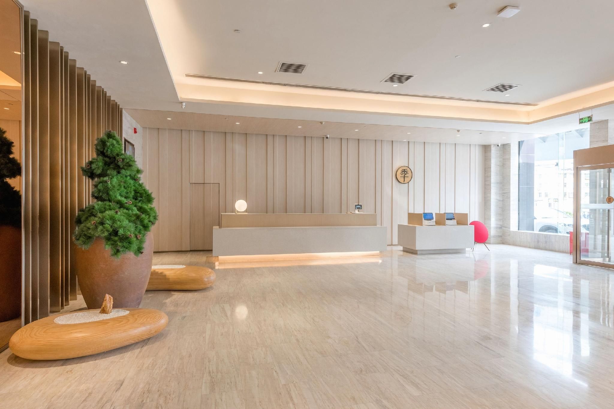 5996c75cf610fd52ba13a2dc1f29f478