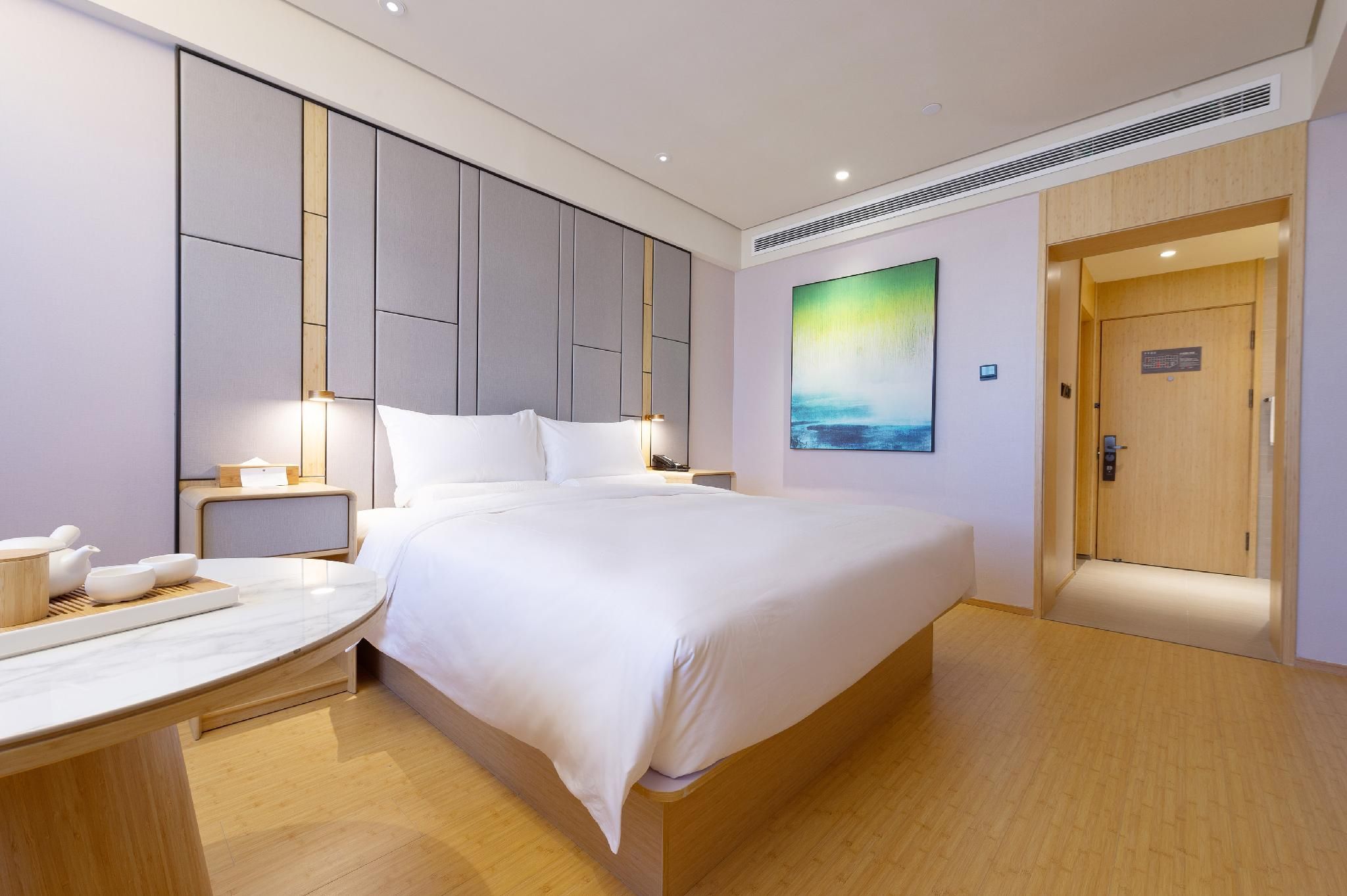 Business Queen Bed Room