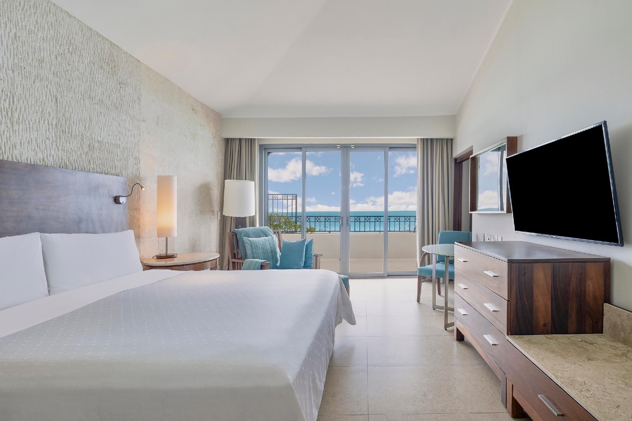 Family King Suite