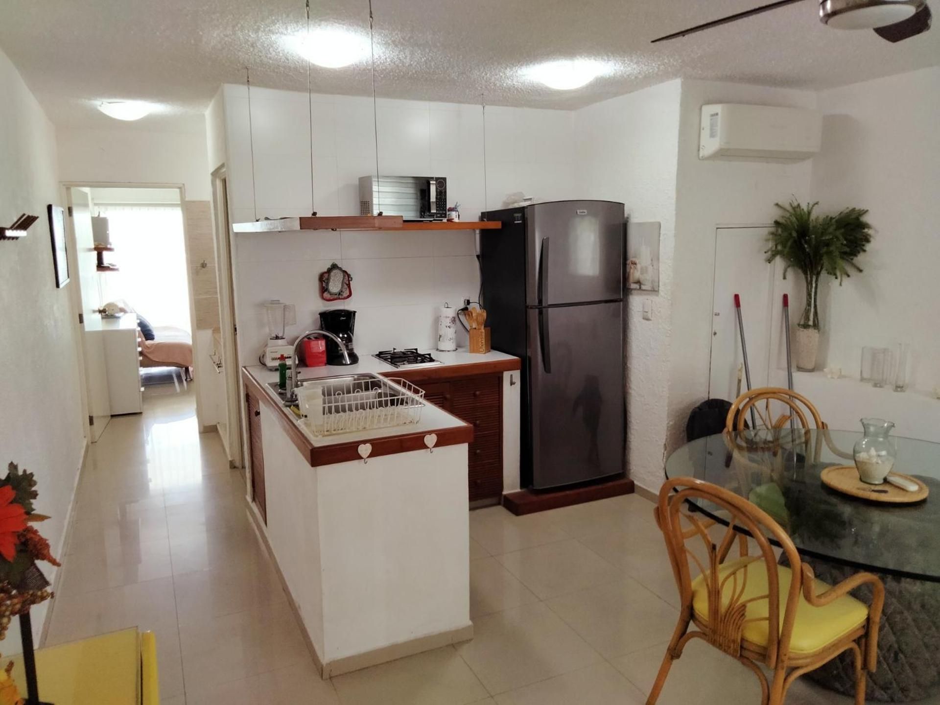 Brisas Sunset Apartment
