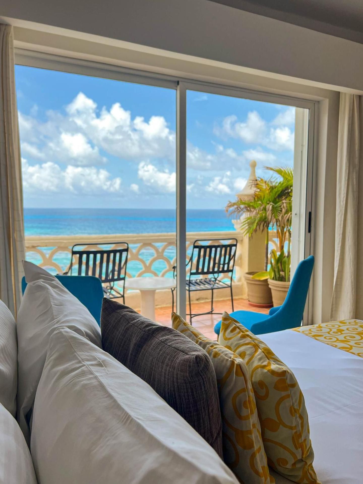 Studio with Sea View