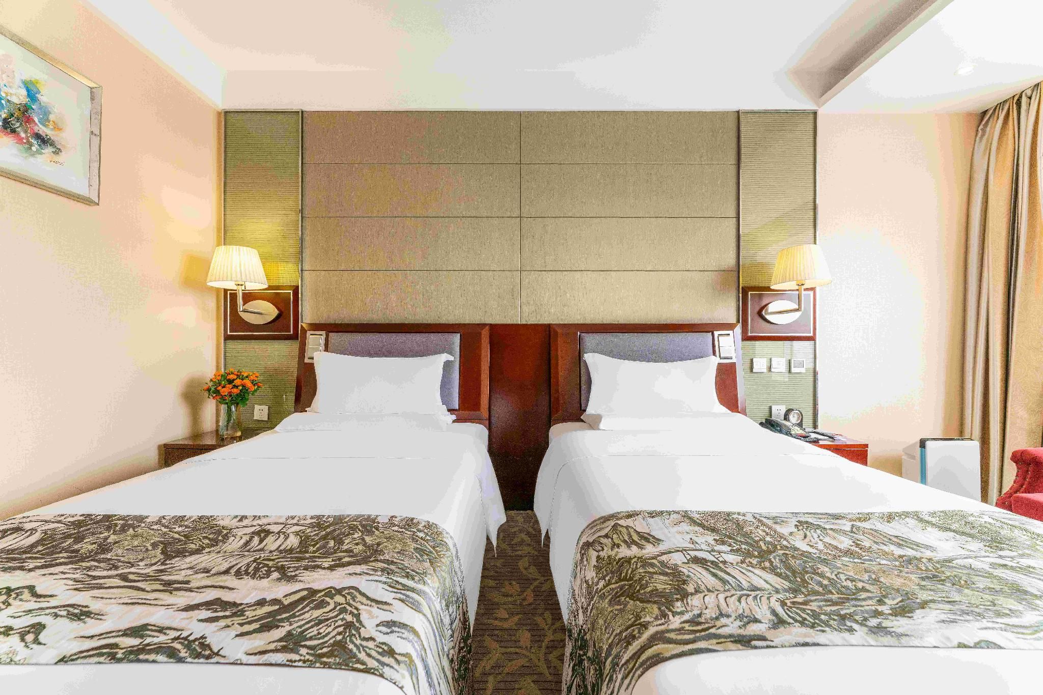 2 Bed Twin Superior Room