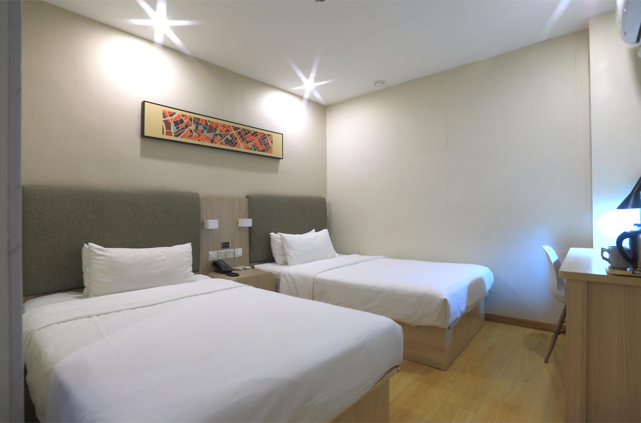 Huazhu - Twin Room A