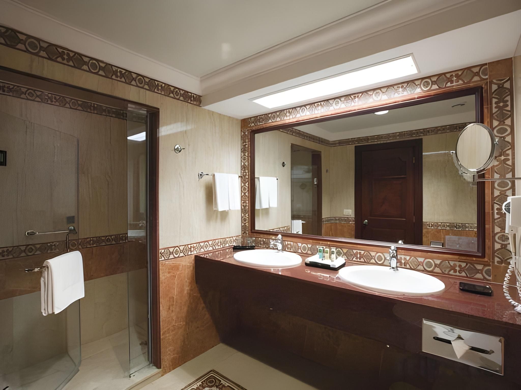 Suite with Ocean View