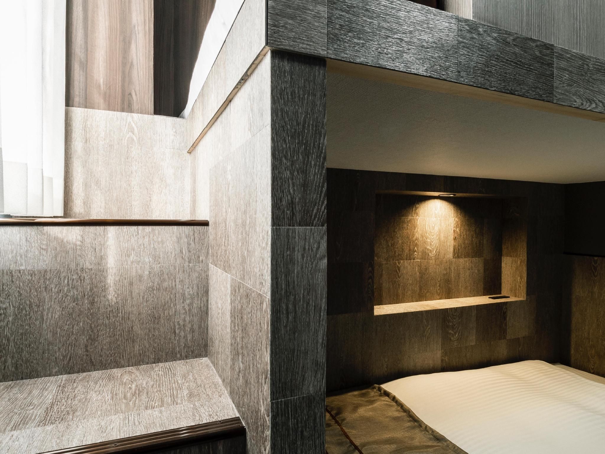 Superior Loft