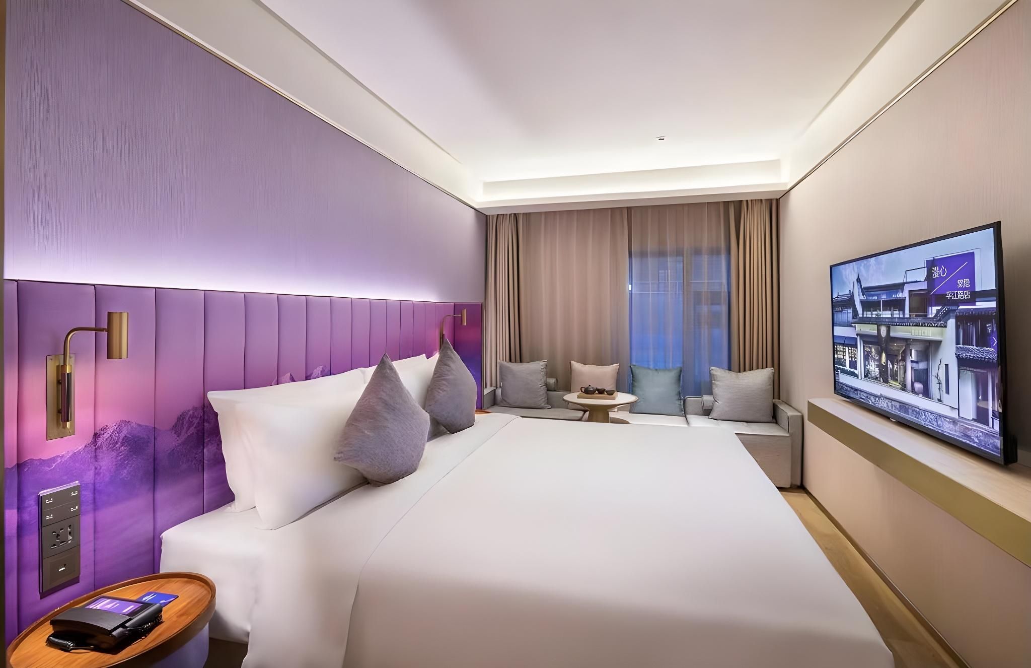 Huazhu - Xinxiang Deluxe Bed Room