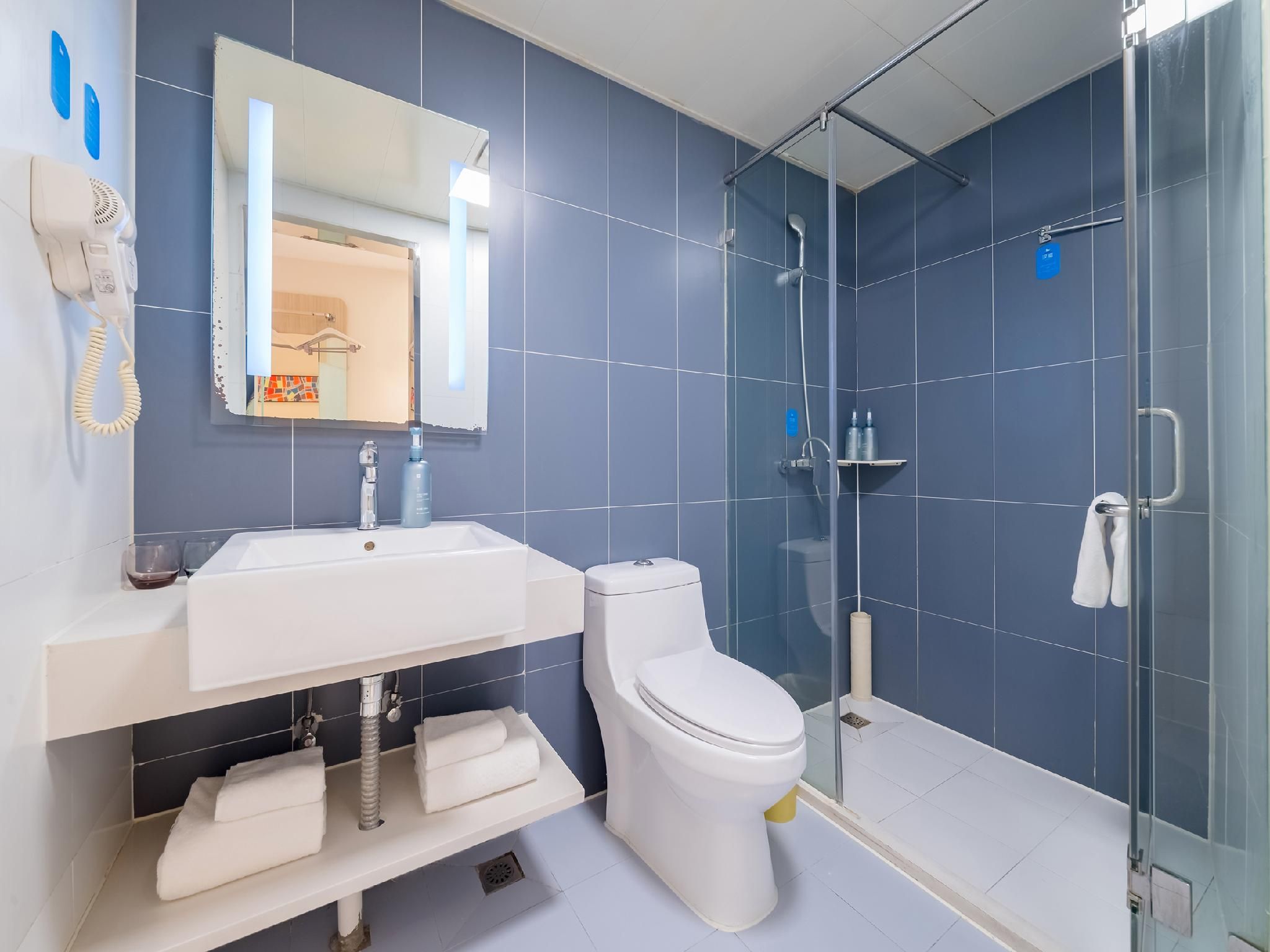 Hanting Hotel Beijing Taoran Pavilion                                                       Queen 3