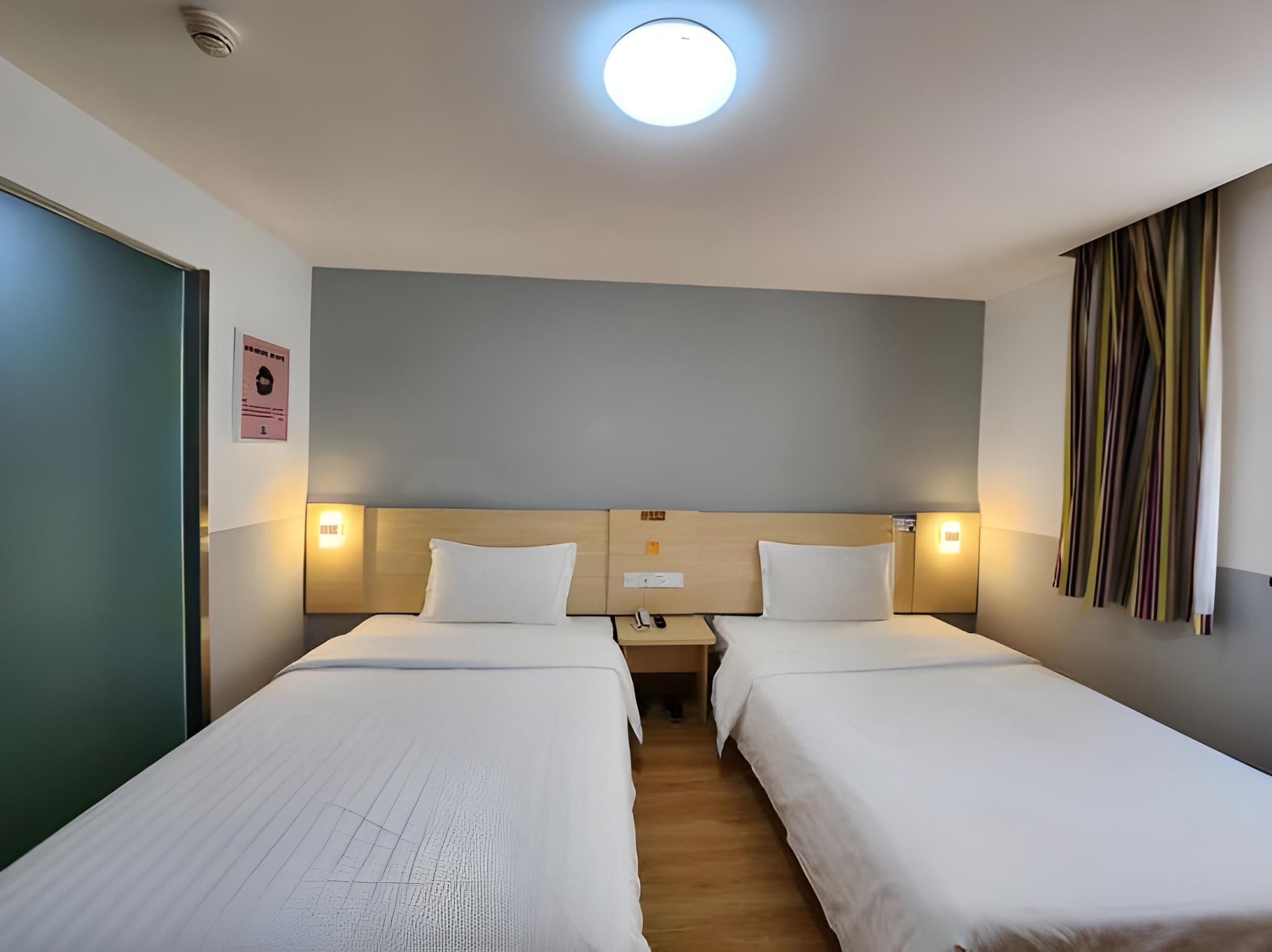 7 Days - Zizhu Twin Room