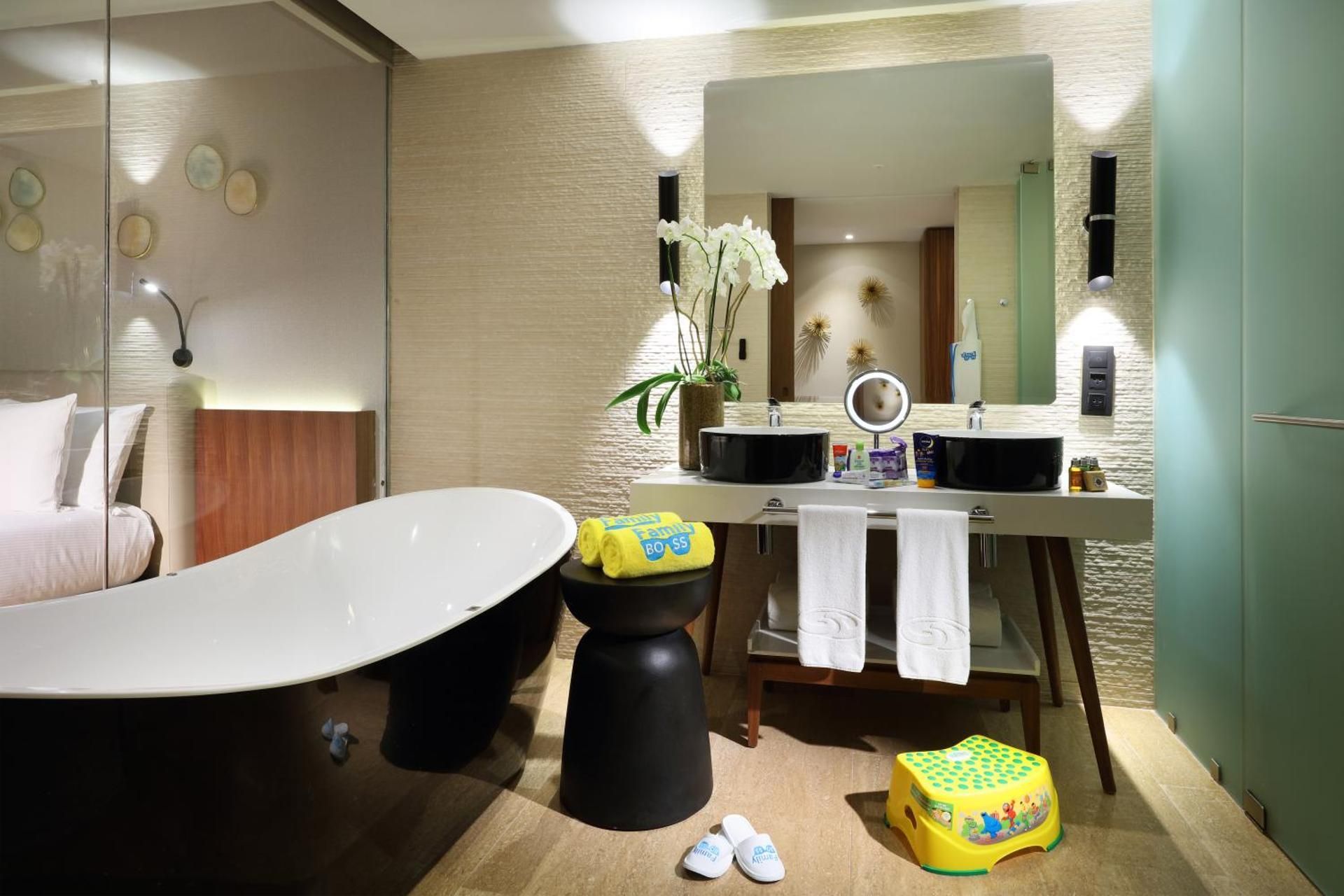 Family Selection Beachside Ocean View Junior Suite