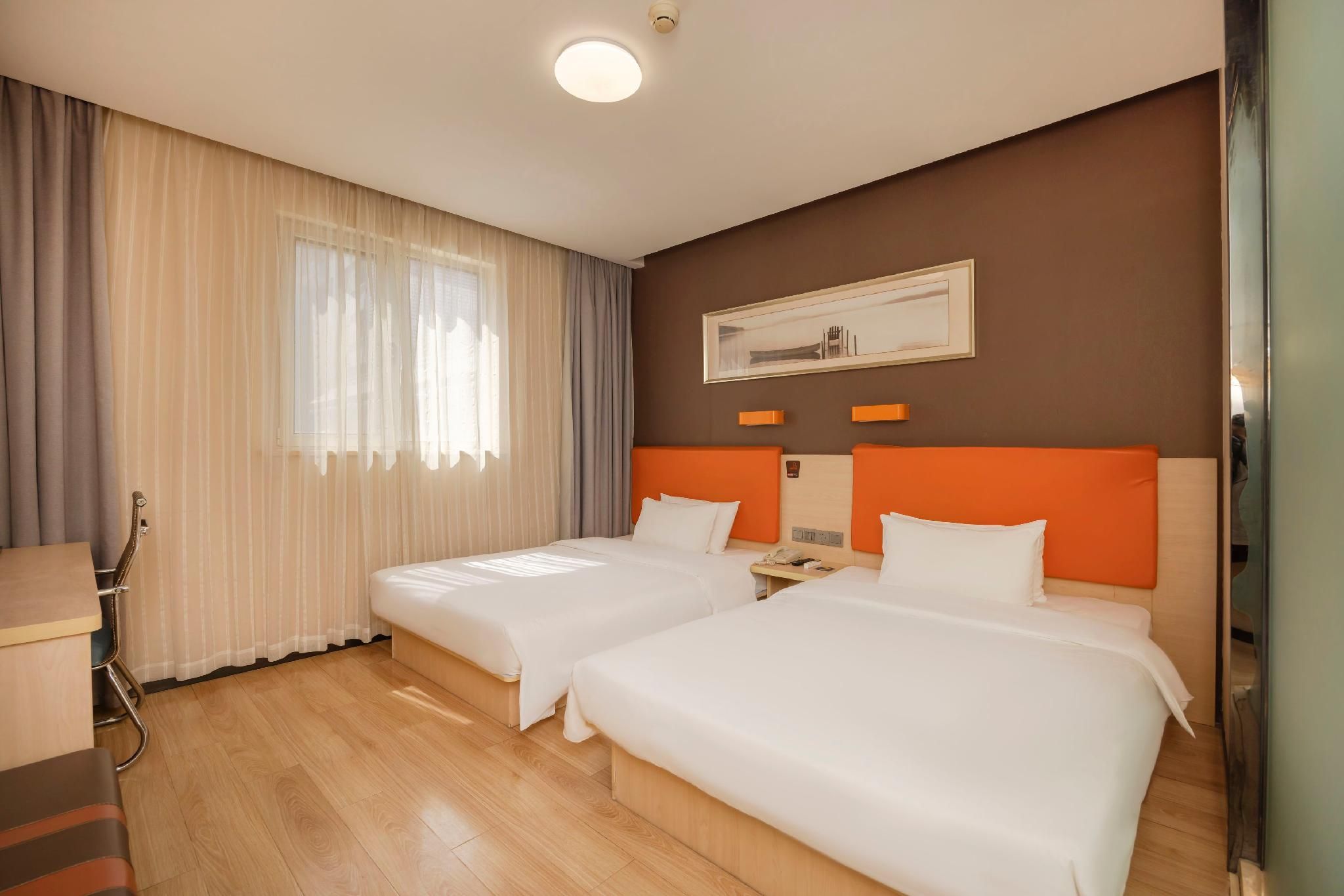 Featured Twin Room