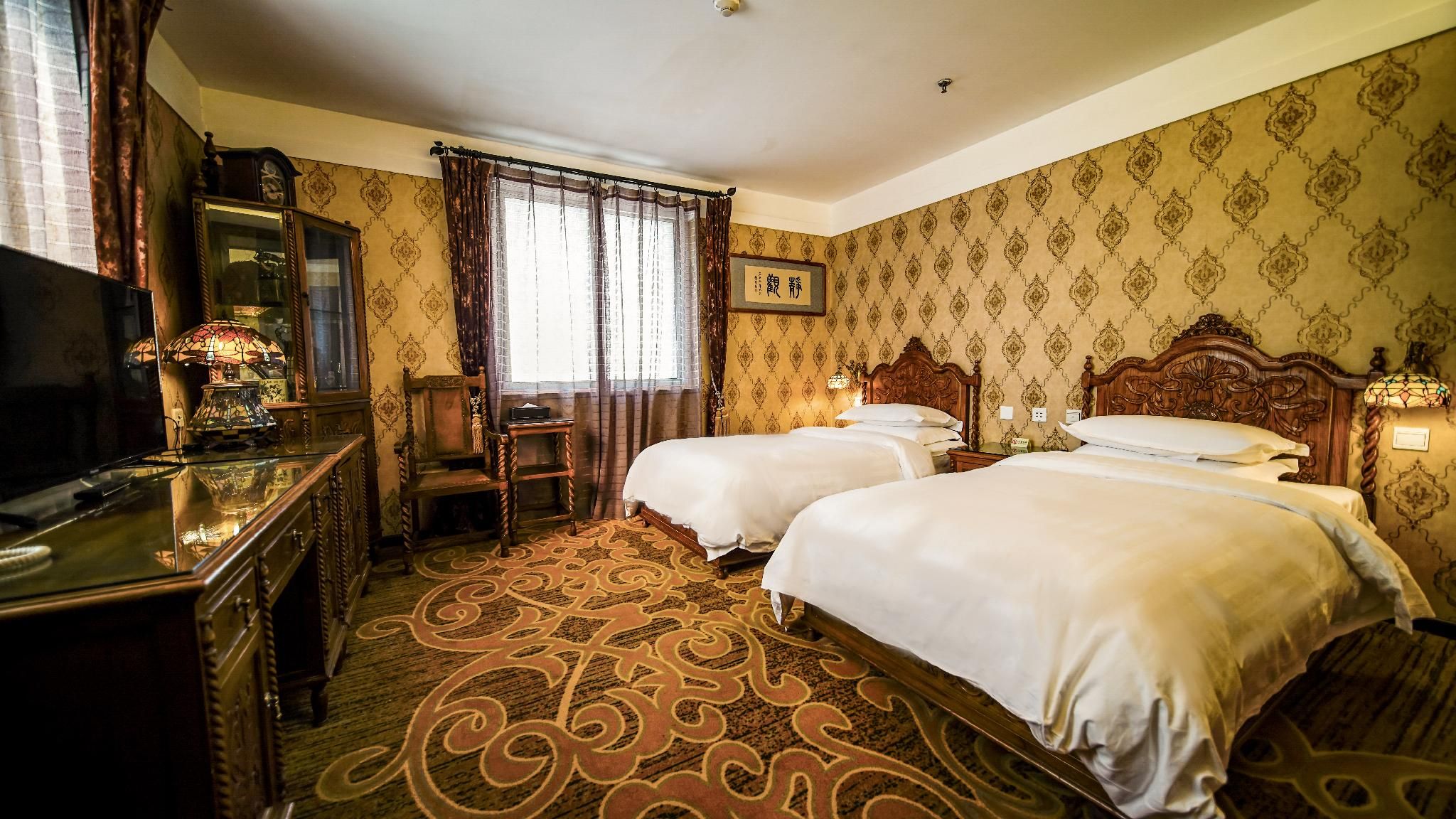 Western Style Twin Room