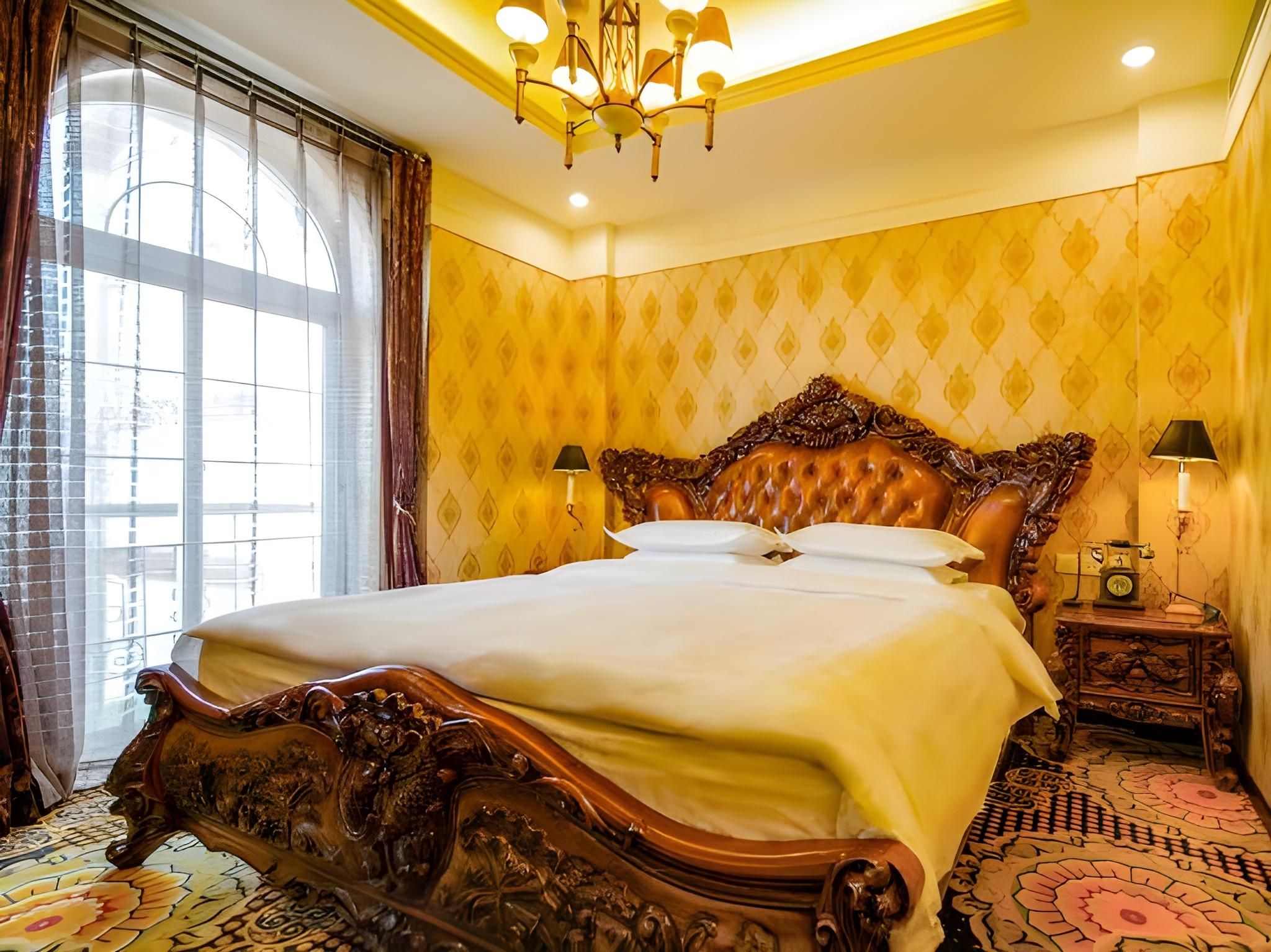 Celebrity Suite