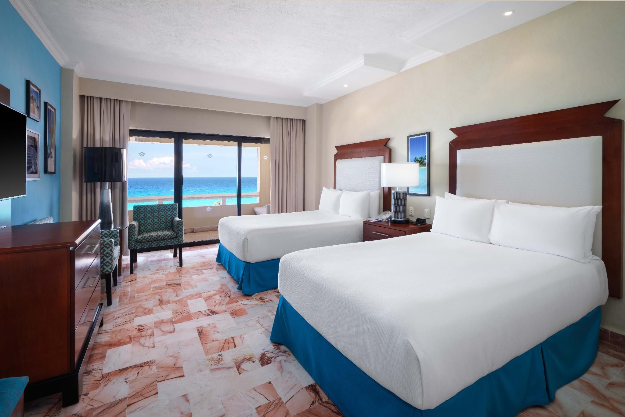 Superior Accessible Room, Garden View, 2 Double Beds, Non-Smoking