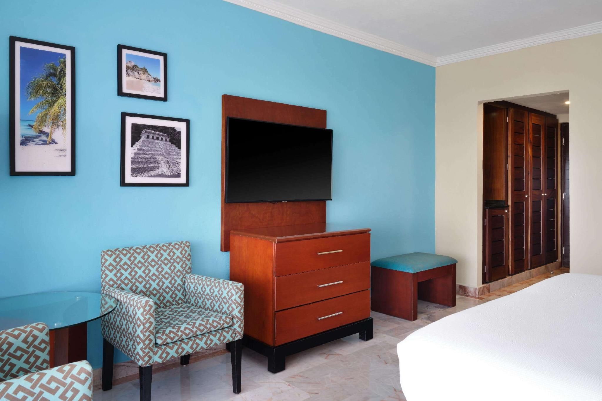Superior Room, Garden View, 1 King Bed, Non-Smoking