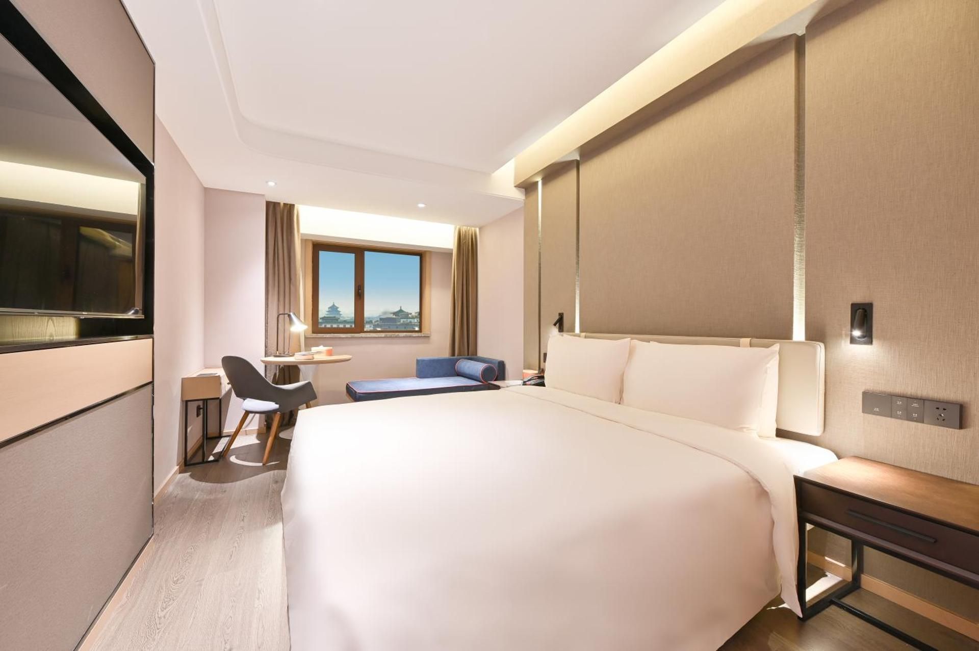 Premium King Room