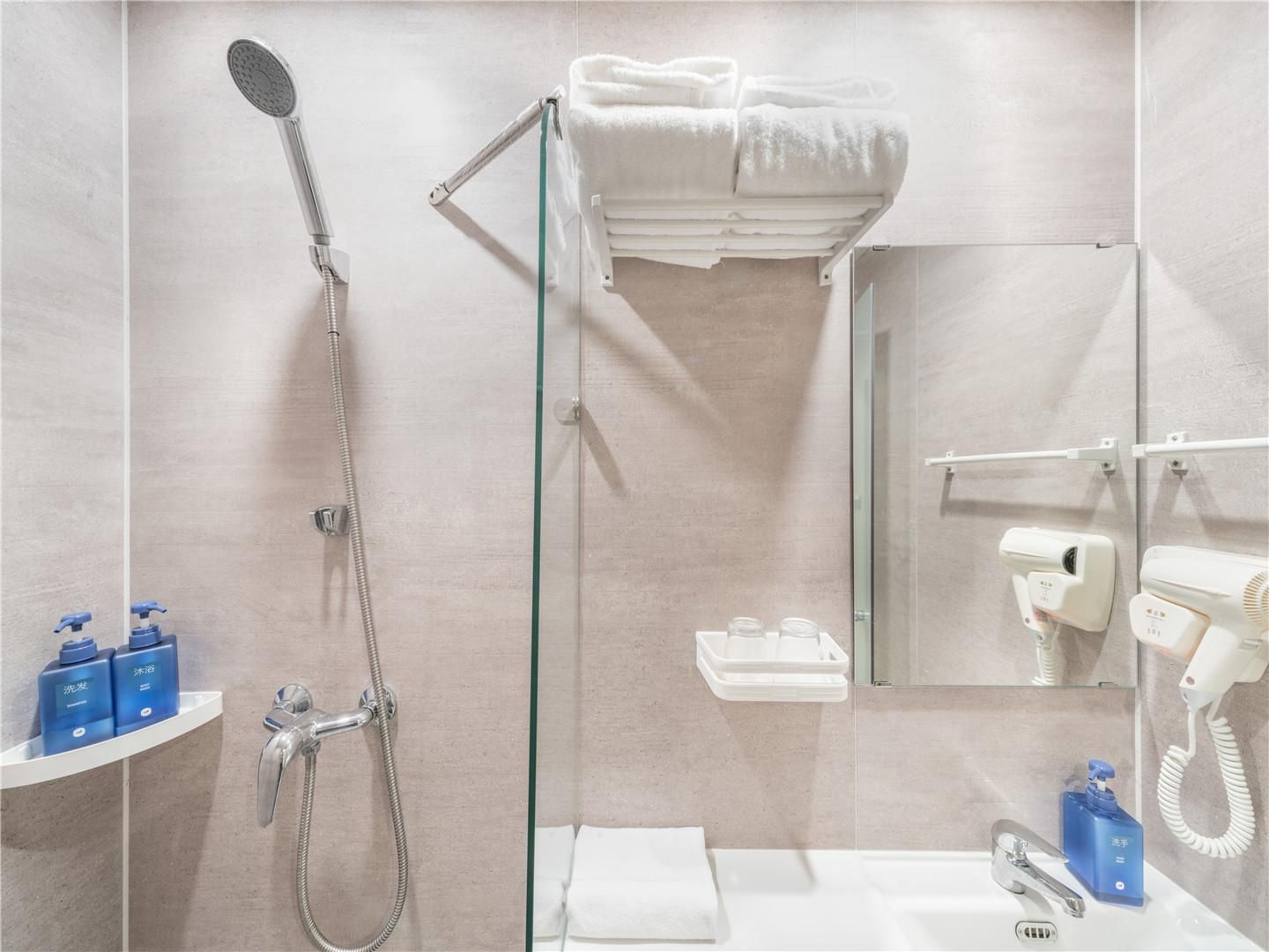 25969400_210721171400103792198