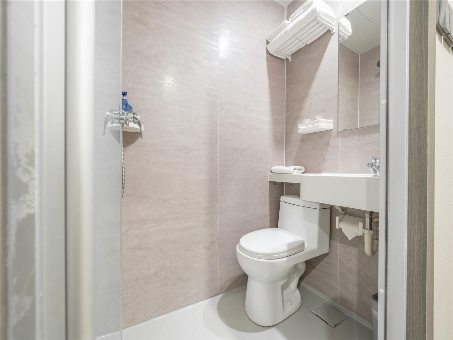 25969400_210721171400103792206