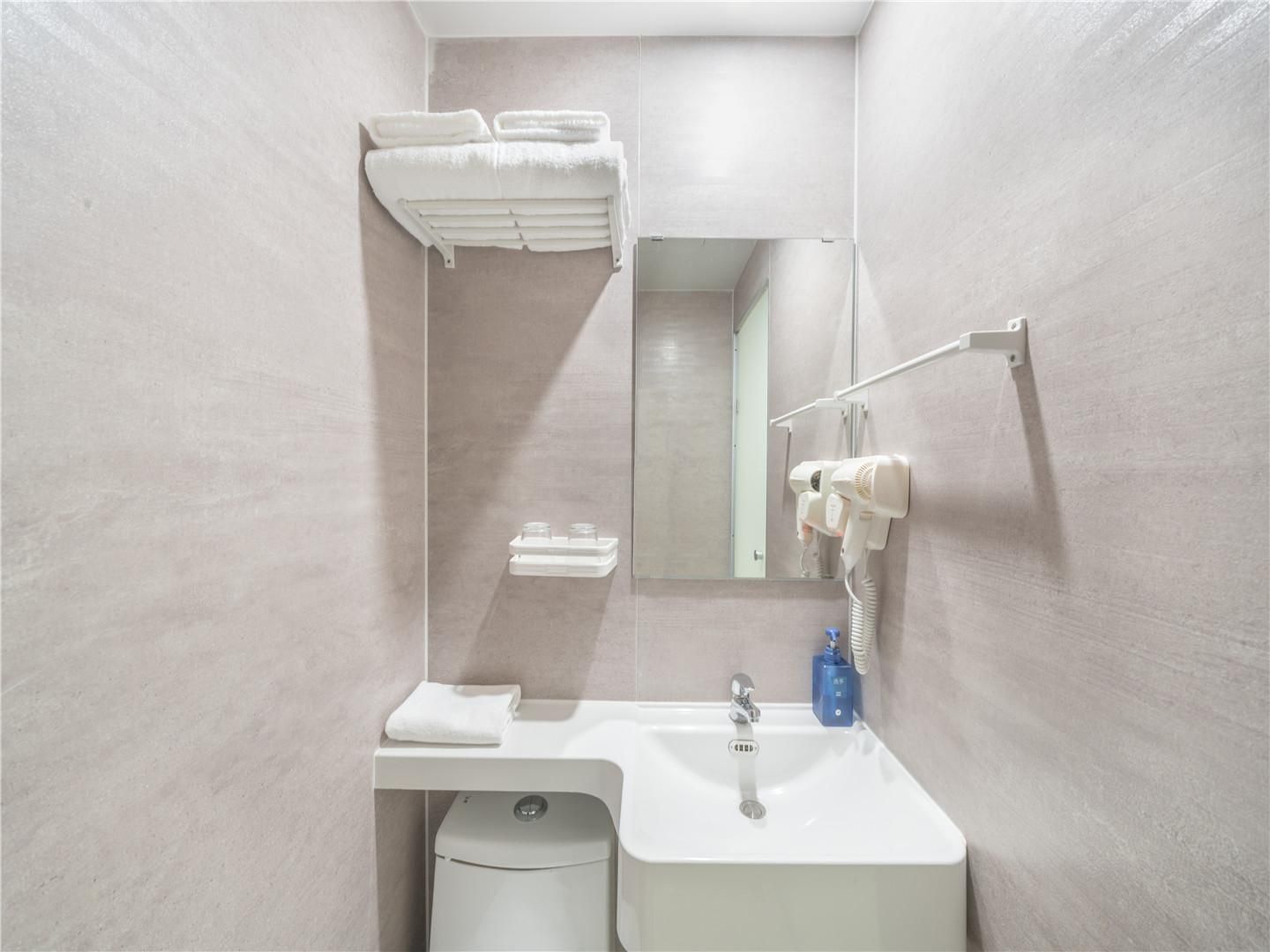 25969400_210721171400103792215