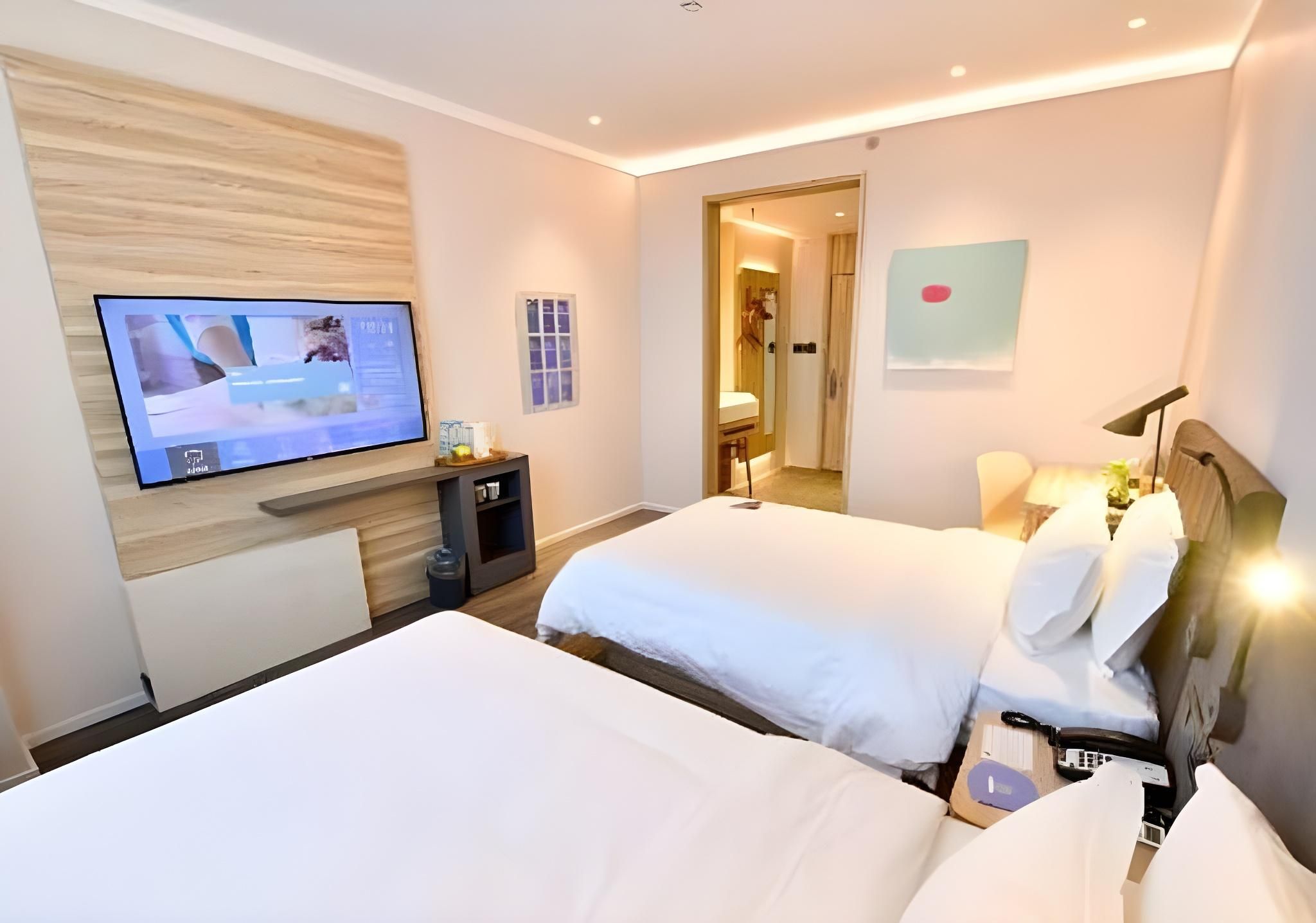 Hanting Premium Hotel Beijing Capital International Airport Family Room 3