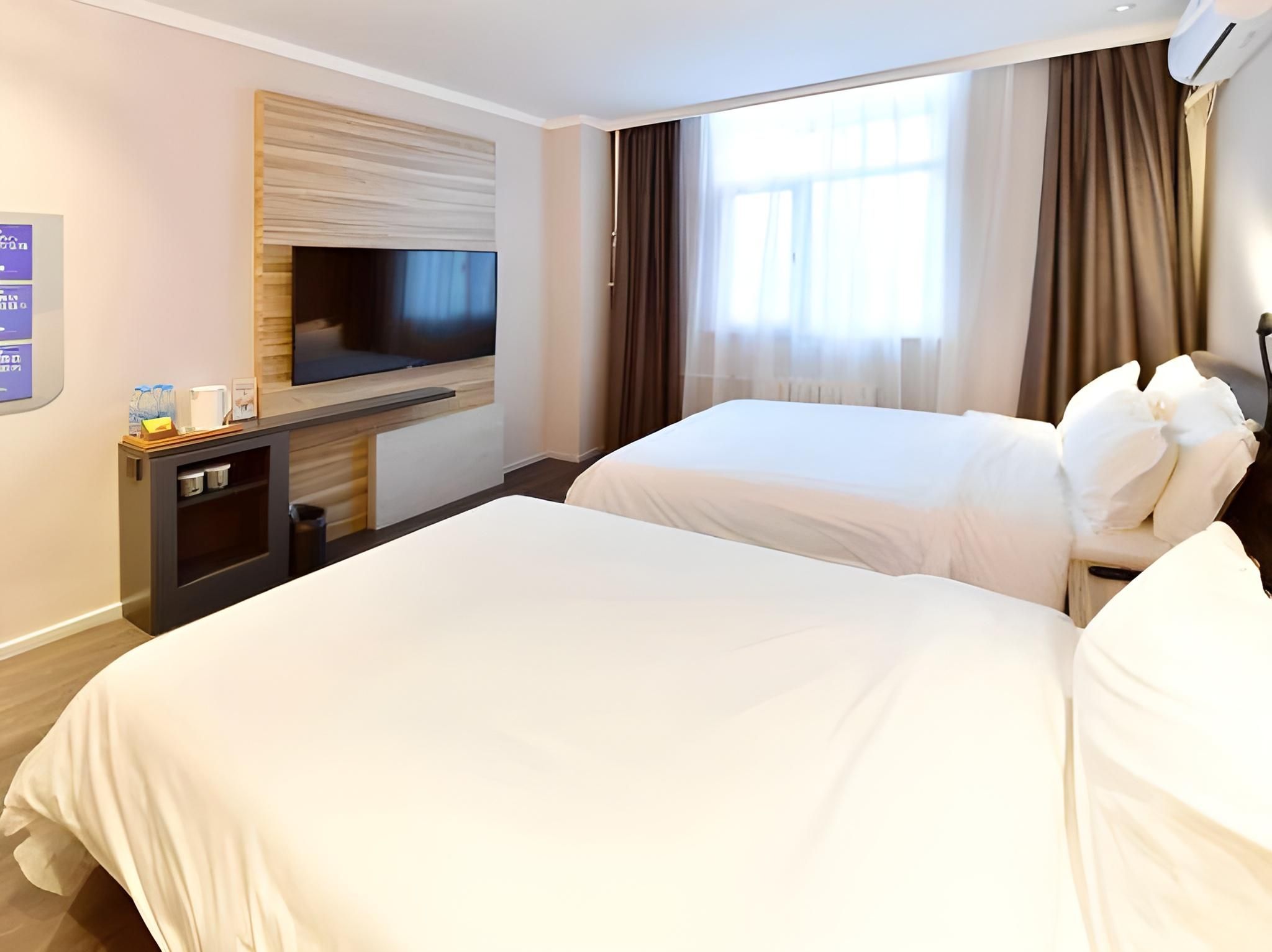 Hanting Premium Hotel Beijing Capital International Airport Family Room